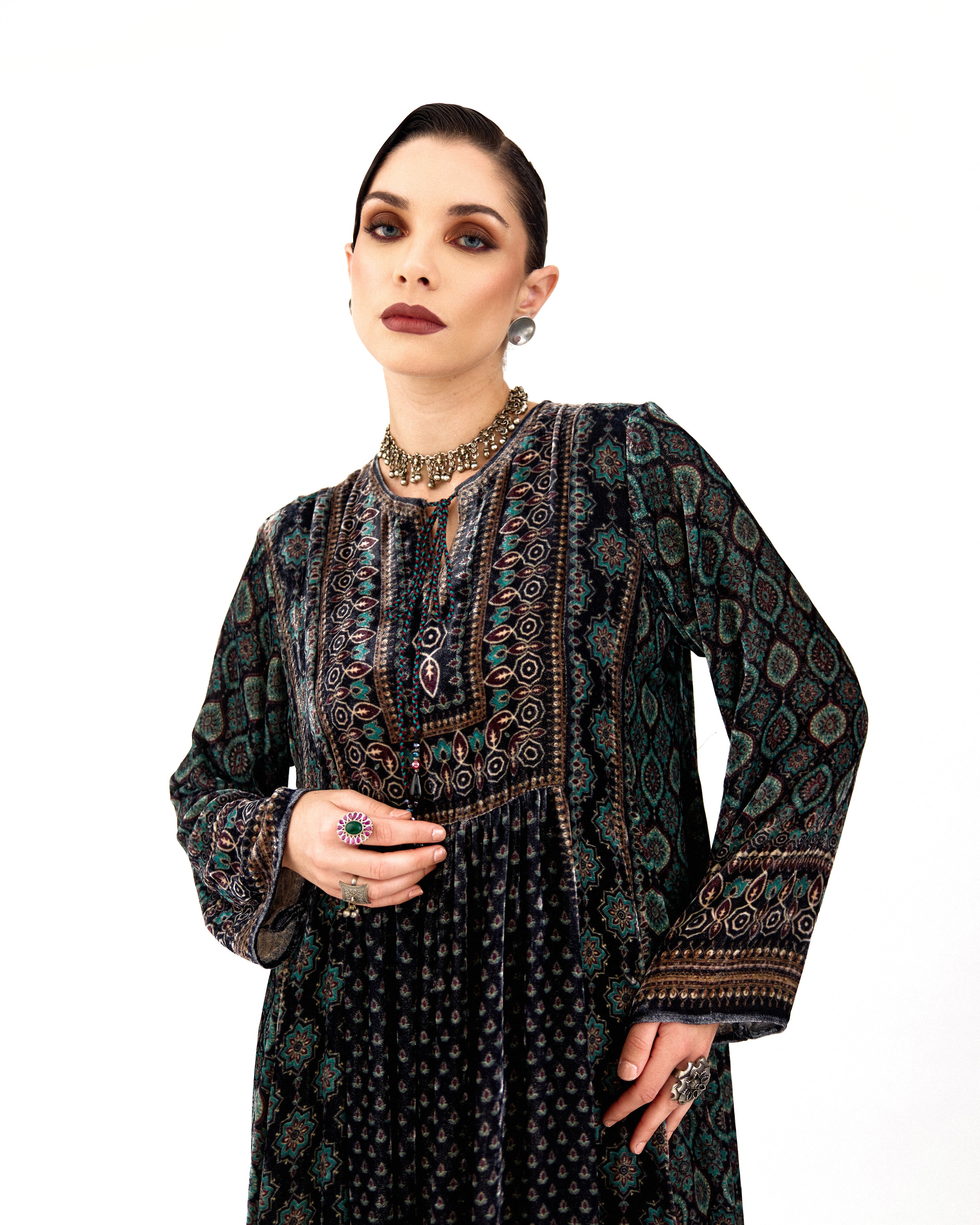 AJRAKH : Anisha