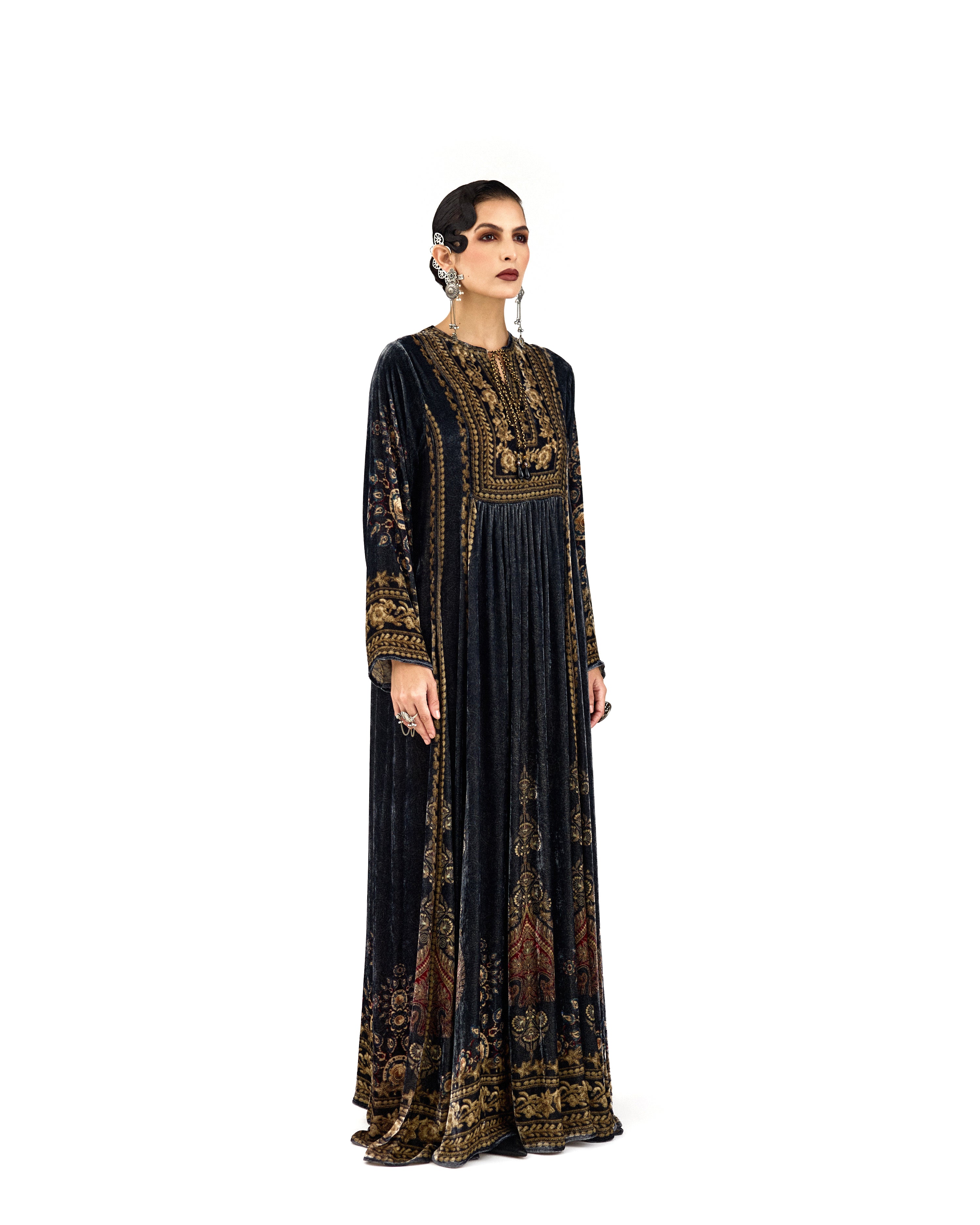 AJRAKH : Anisha