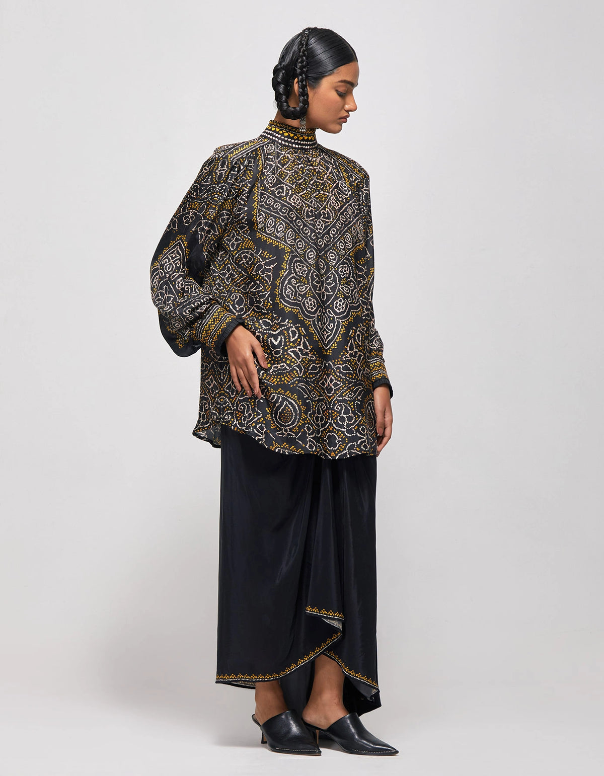 BANDHEJ : Countess