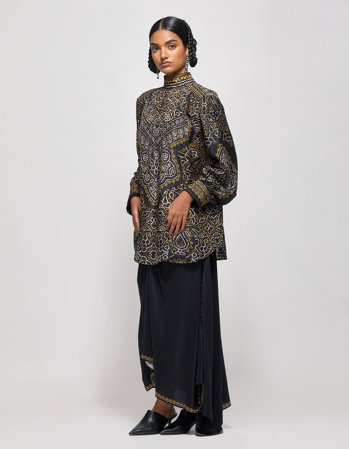 BANDHEJ : Countess