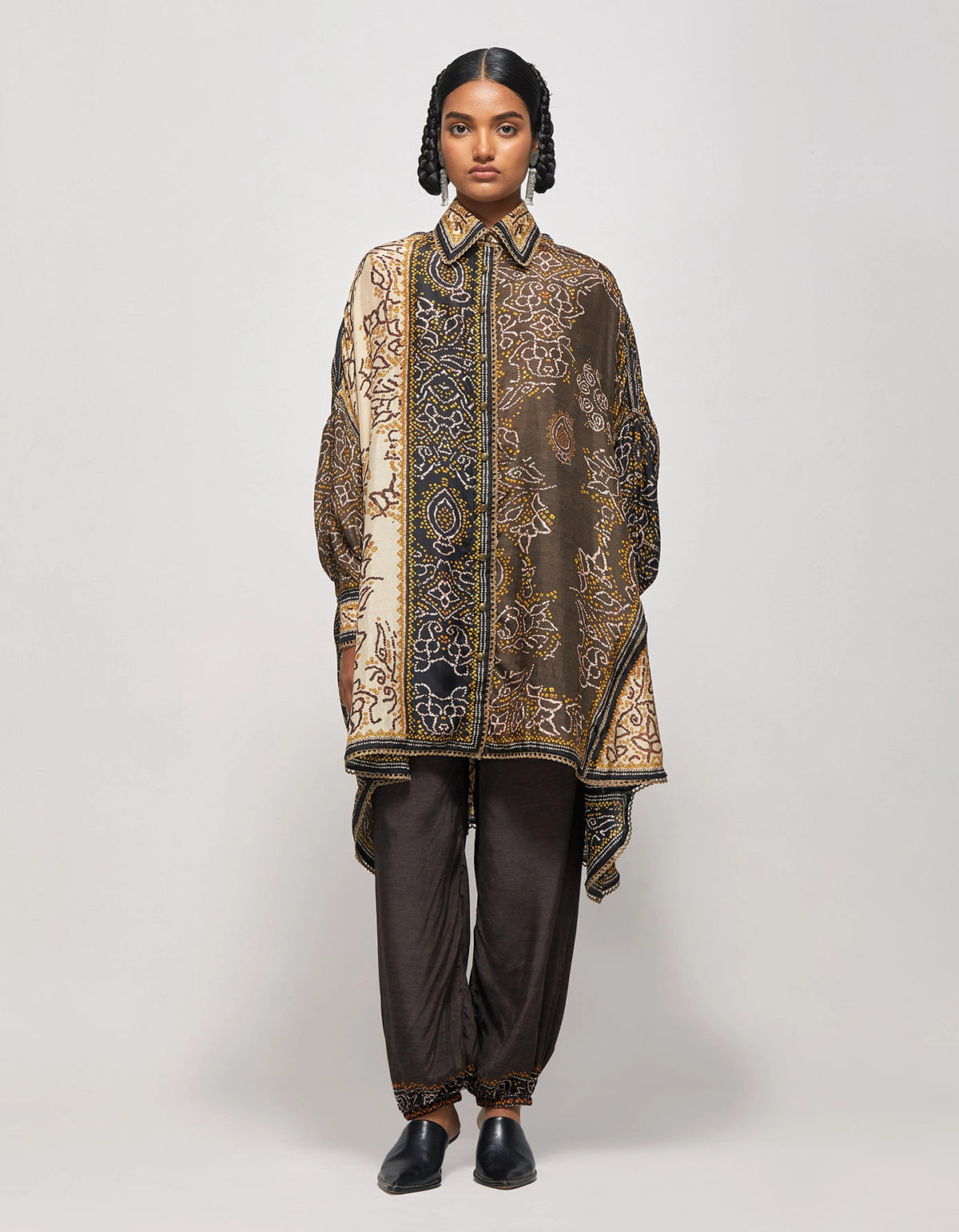 BANDHEJ : Nilomi