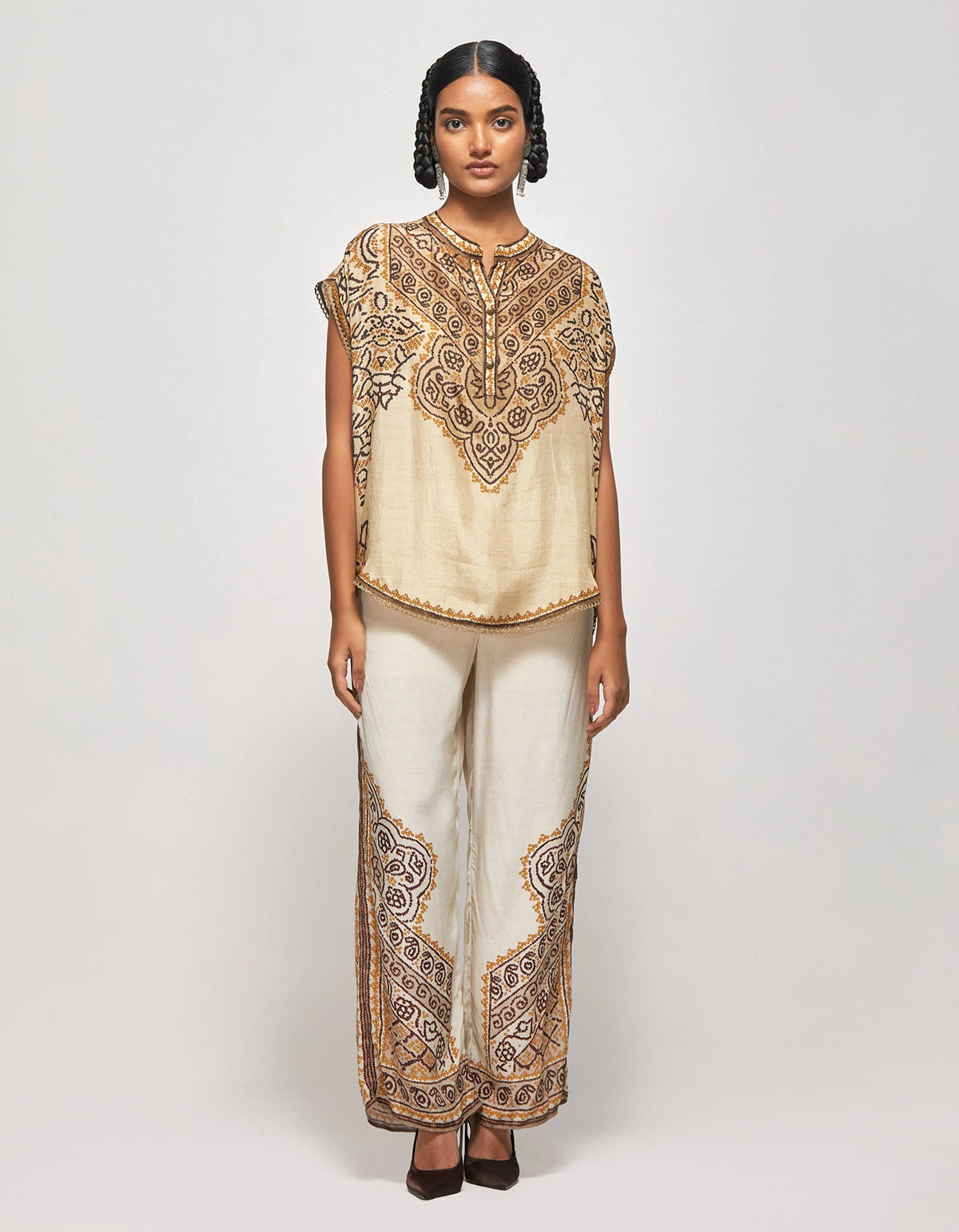 BANDHEJ : Martina