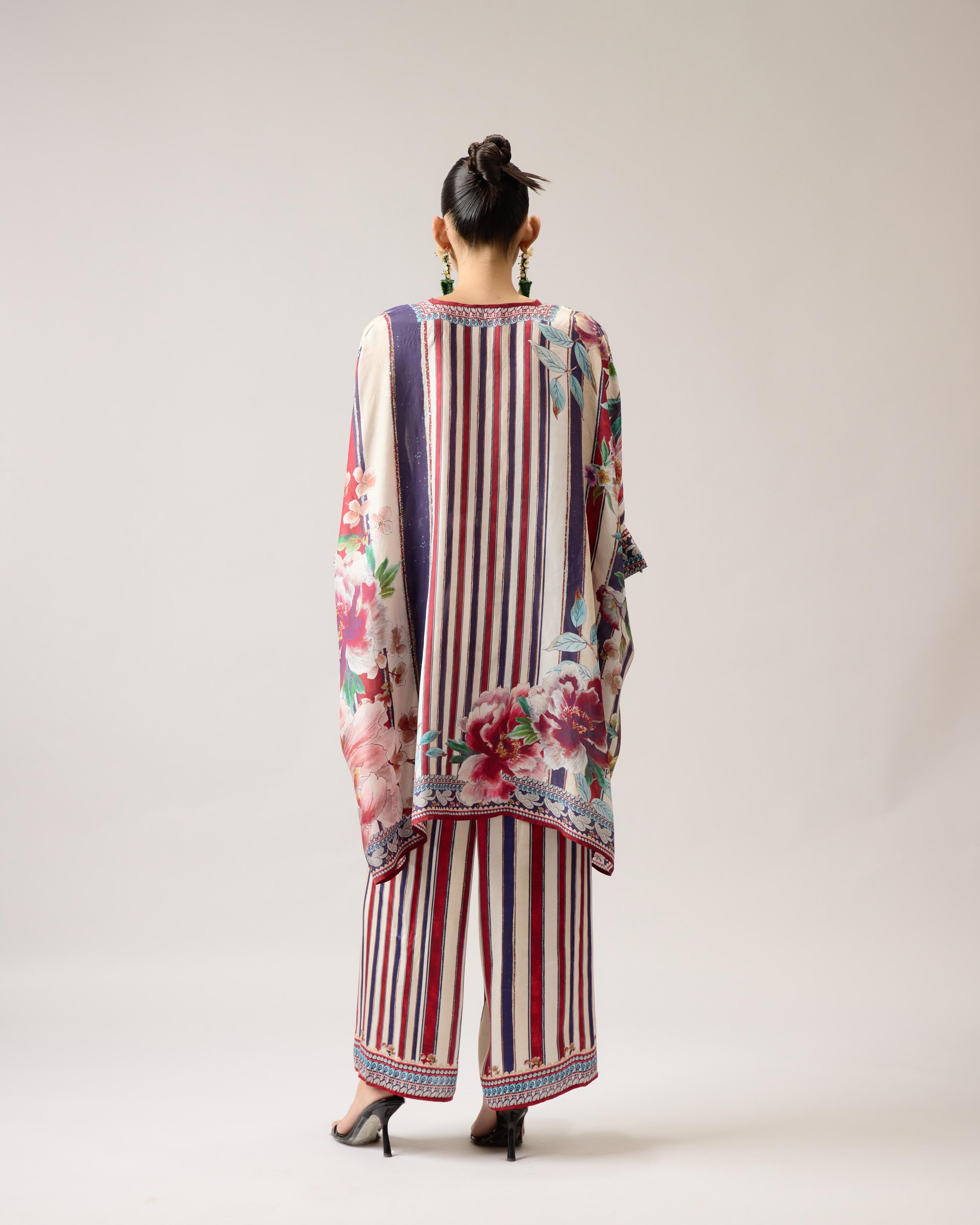 Ikebana : Chanel 36" - Stripe Flora