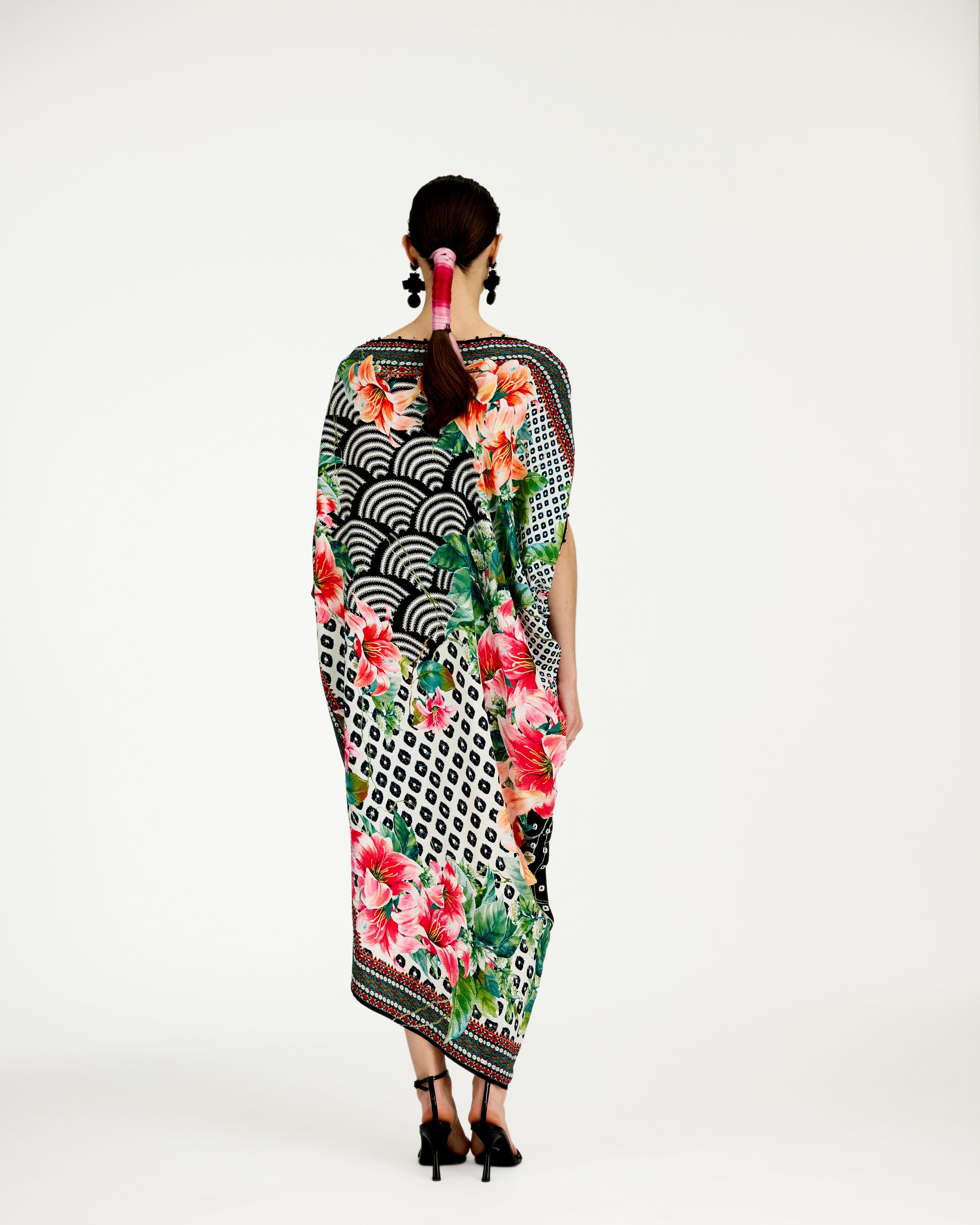 Lilium : Lajjo - Black/White