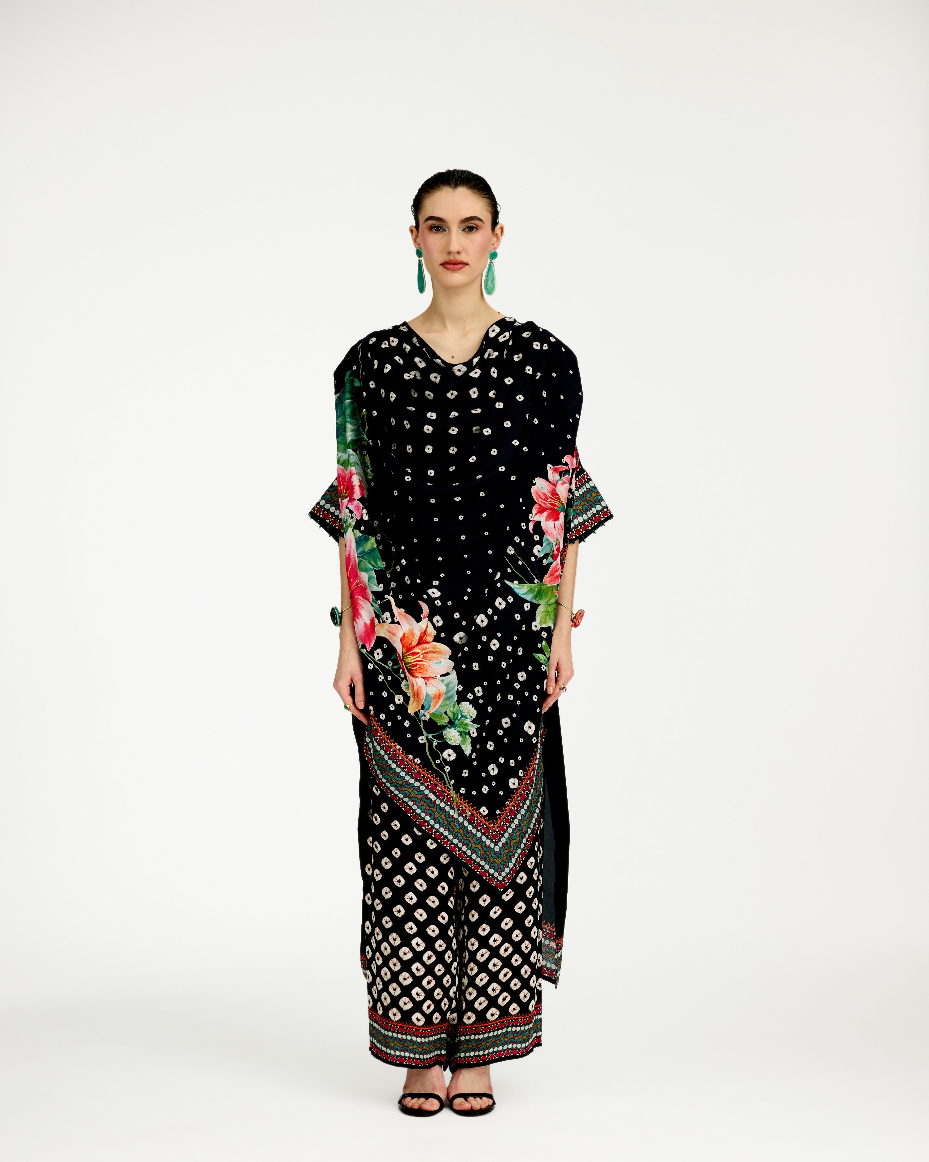 Lilium : Montijo - Black