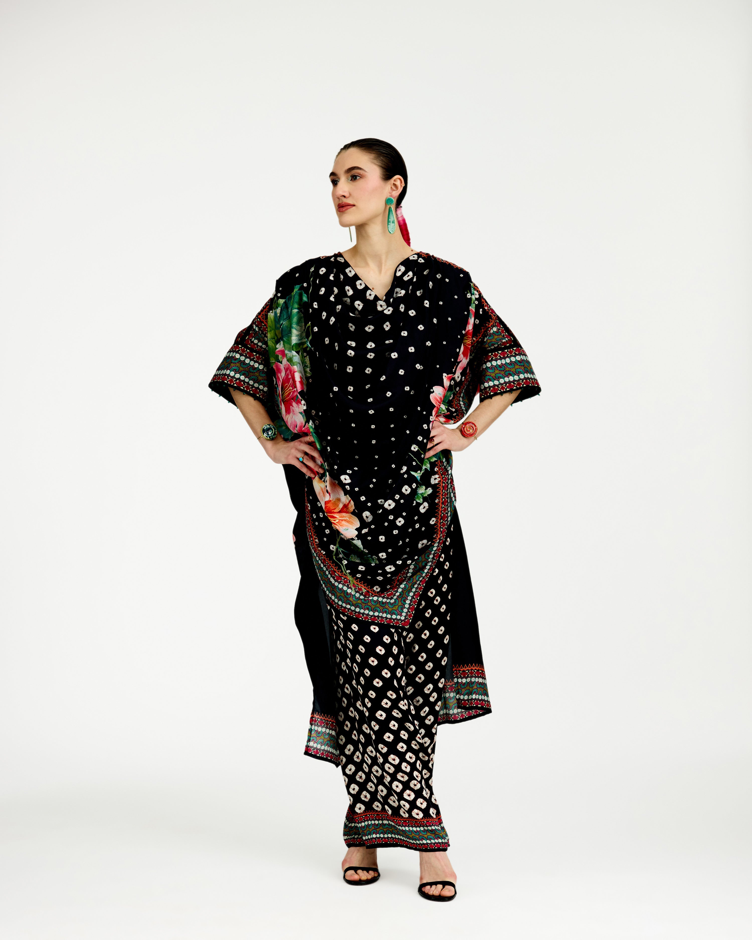 Lilium : Montijo - Black