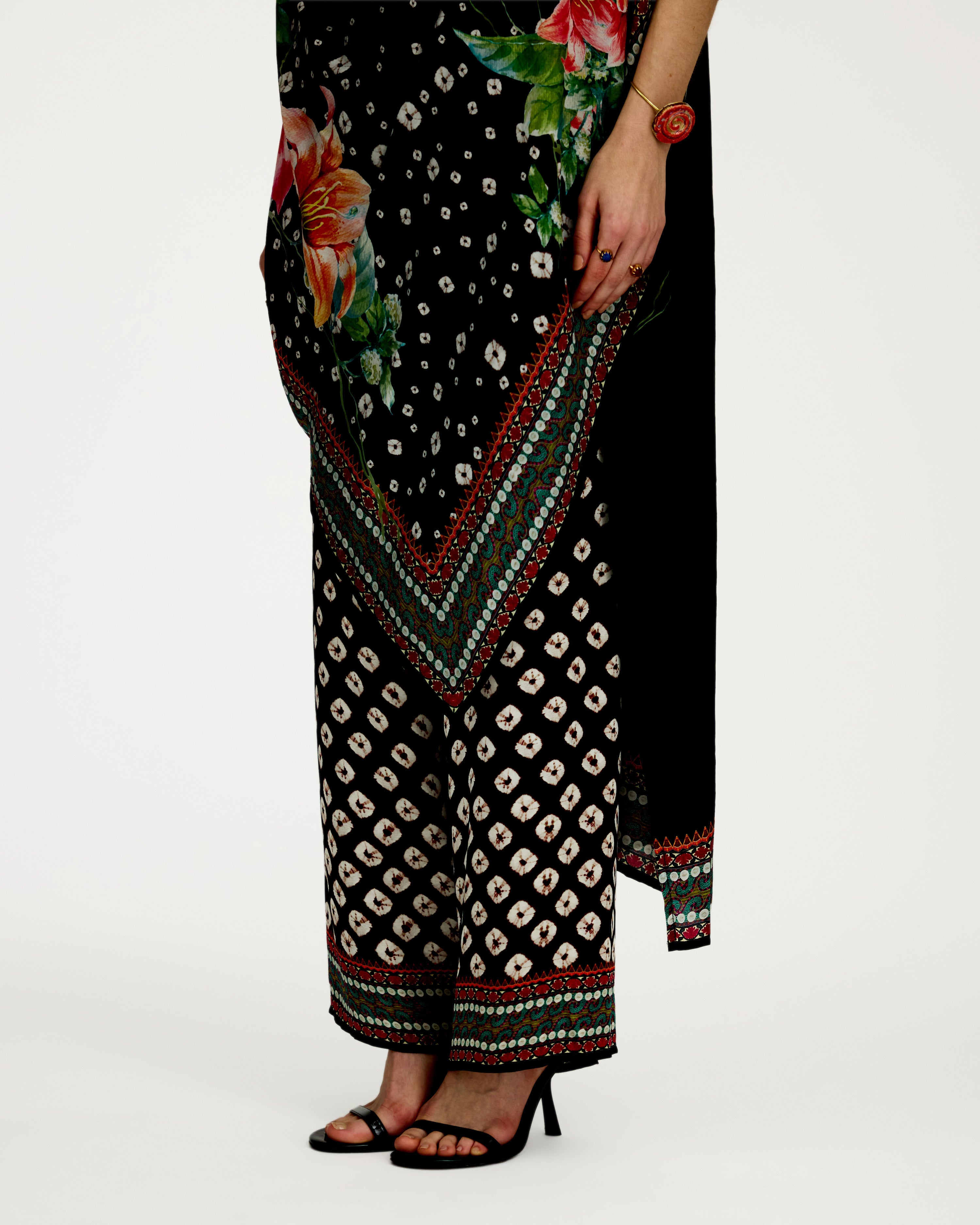 Lilium : Montijo - Black