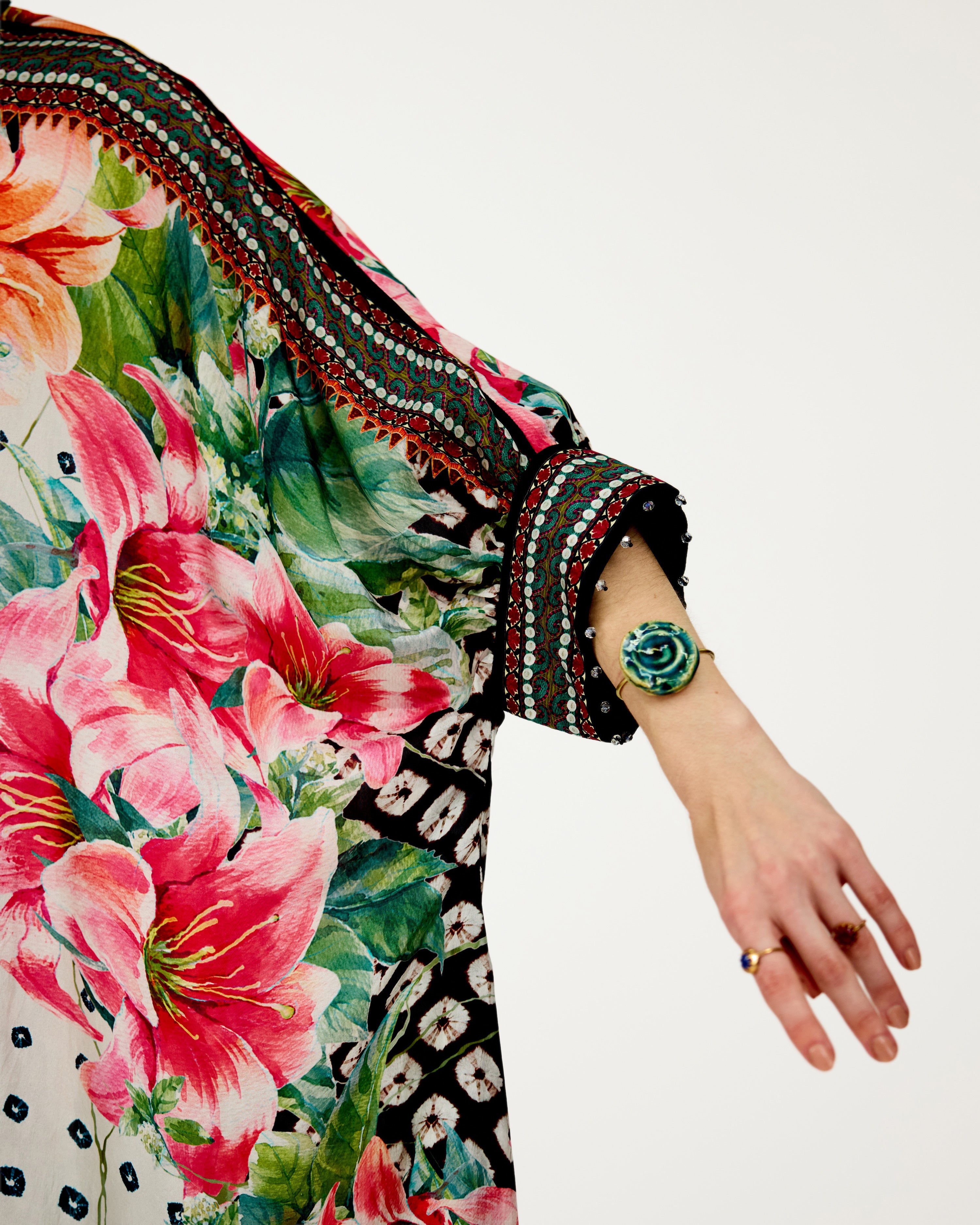 Lilium : Kamara - White/Black
