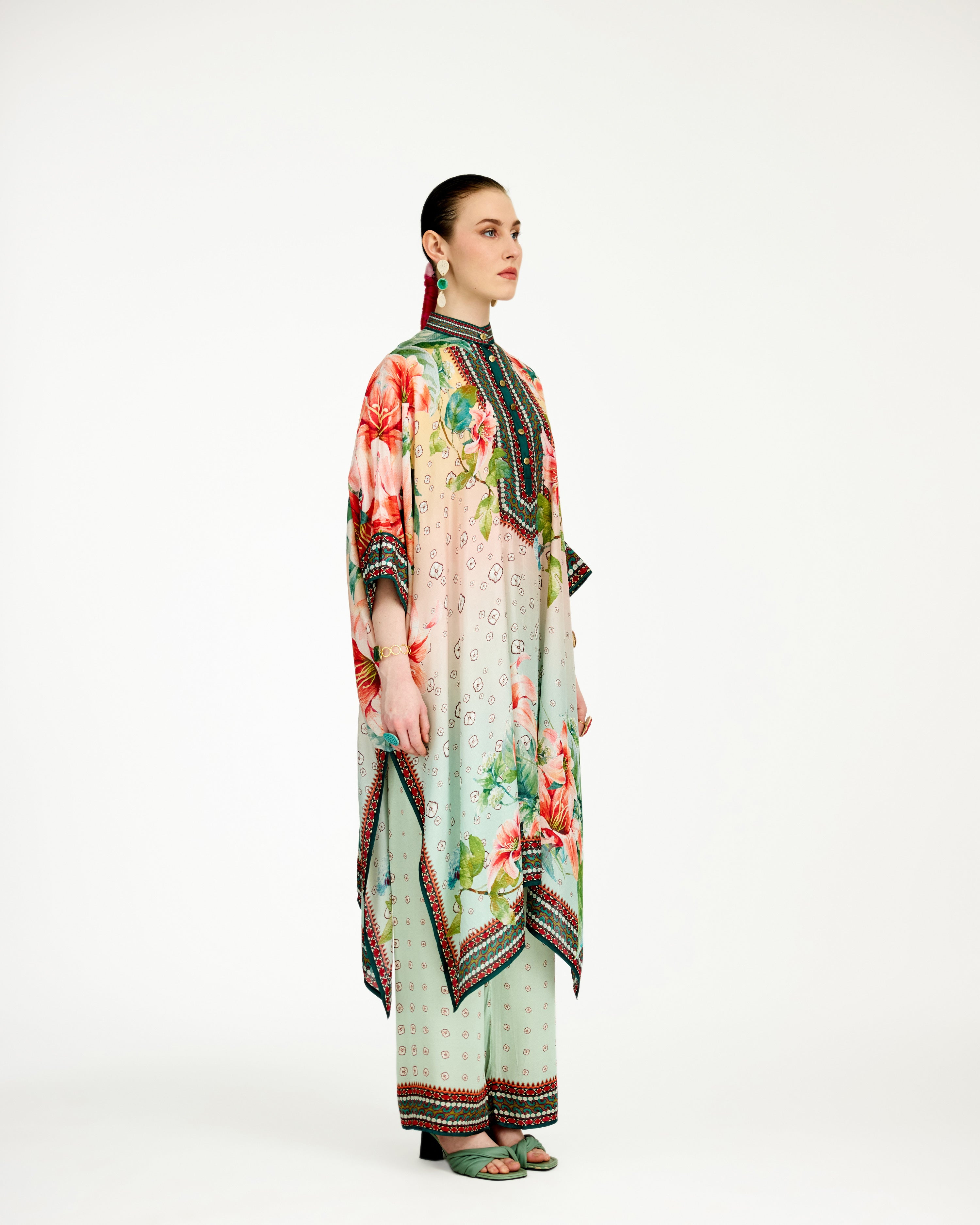 Lilium : Chantelle 42" - Peach/Mint