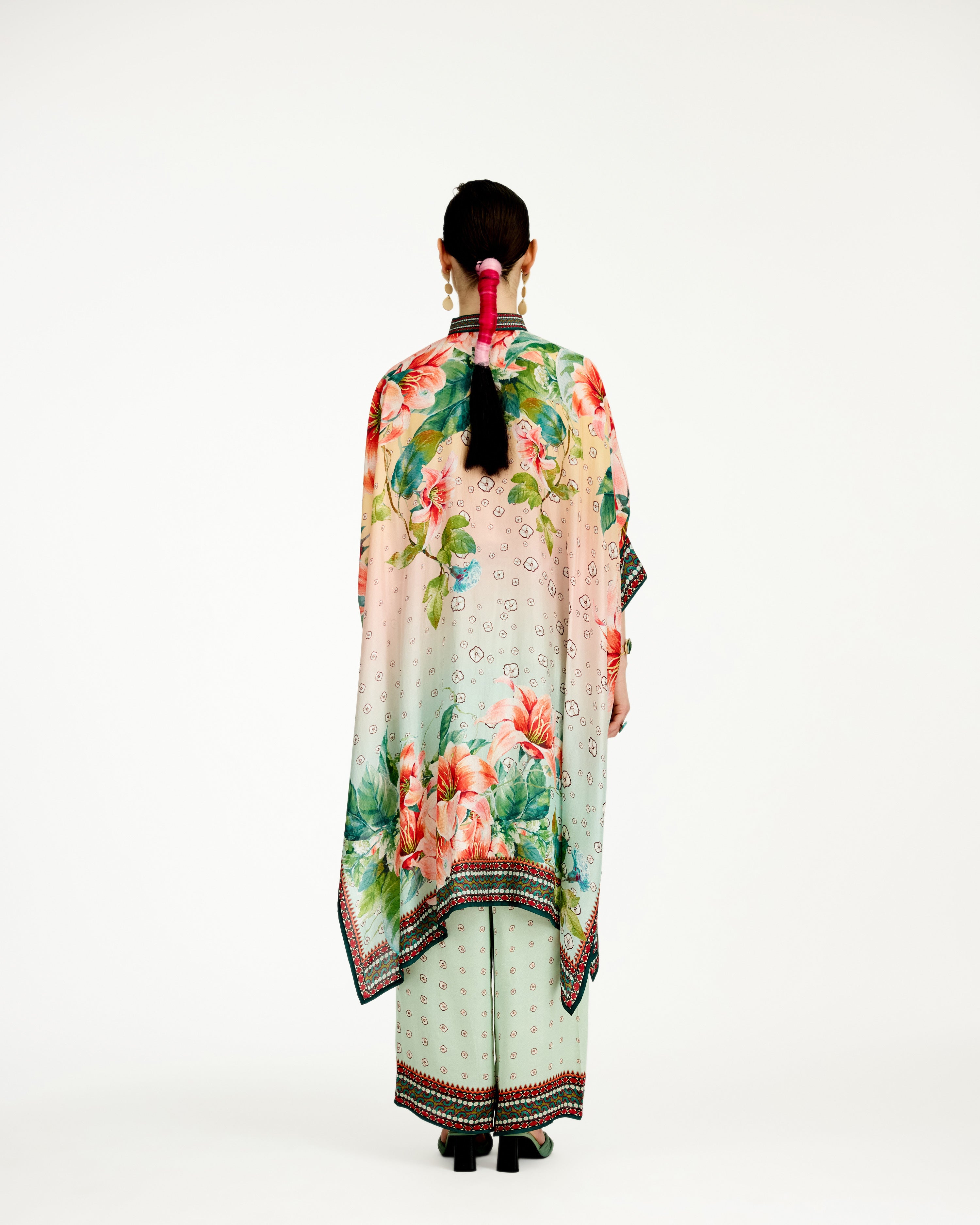 Lilium : Chantelle 42" - Peach/Mint