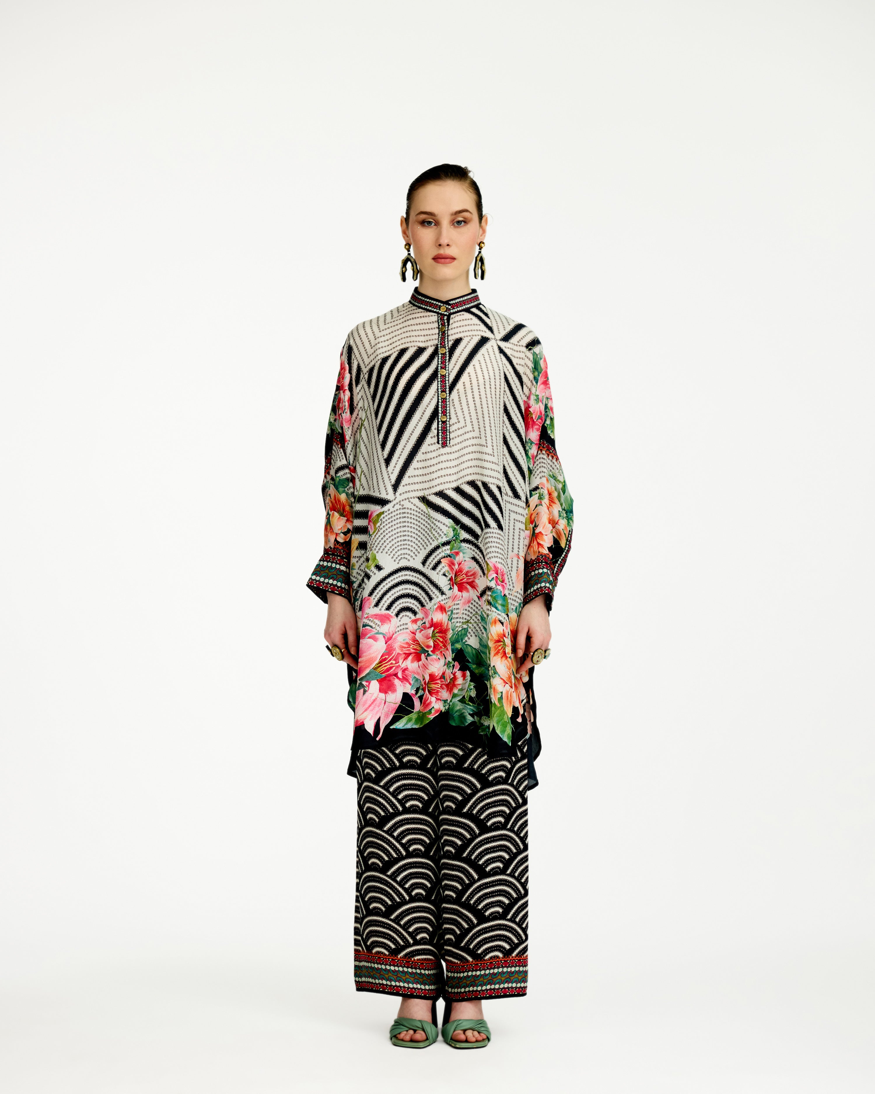 Lilium : Mabel - White/Black
