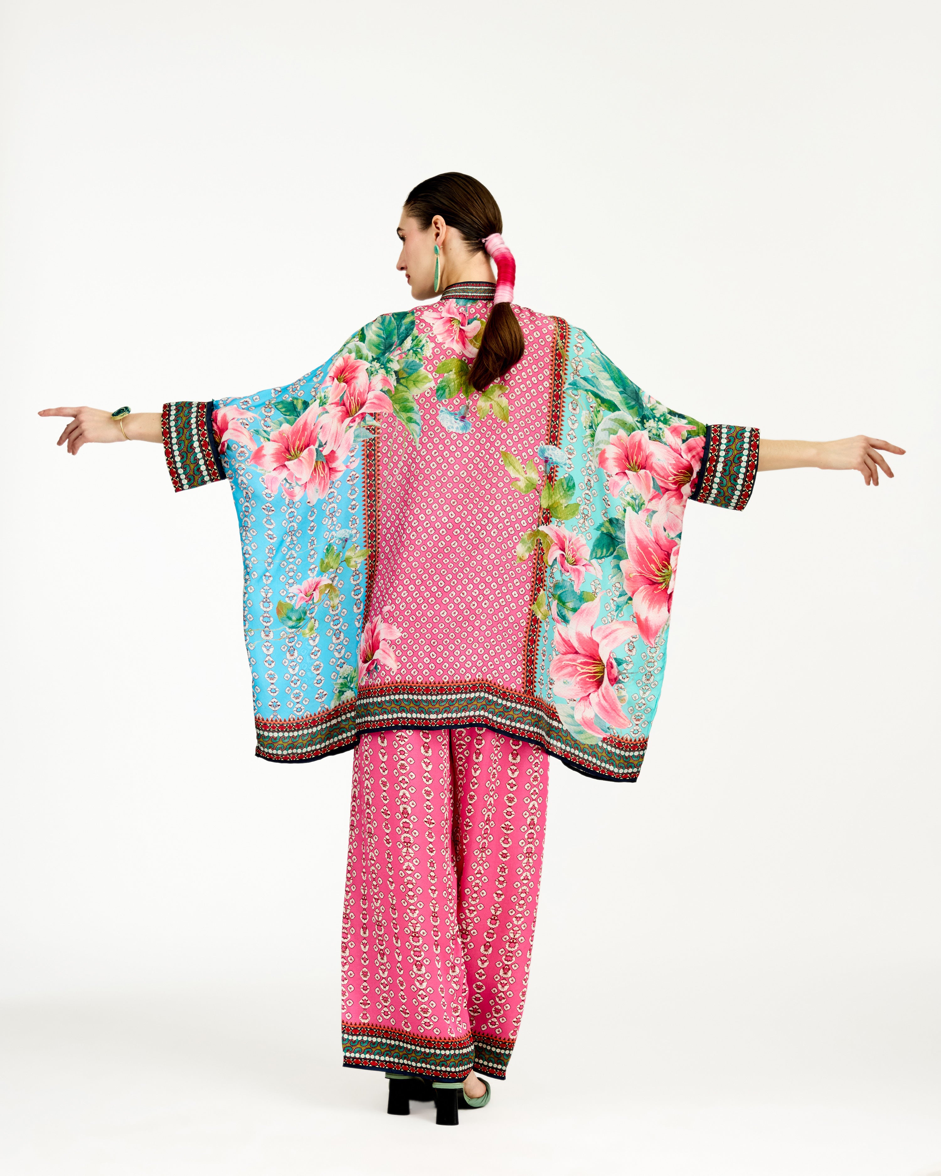 Lilium : Chanel - Pink/Aqua