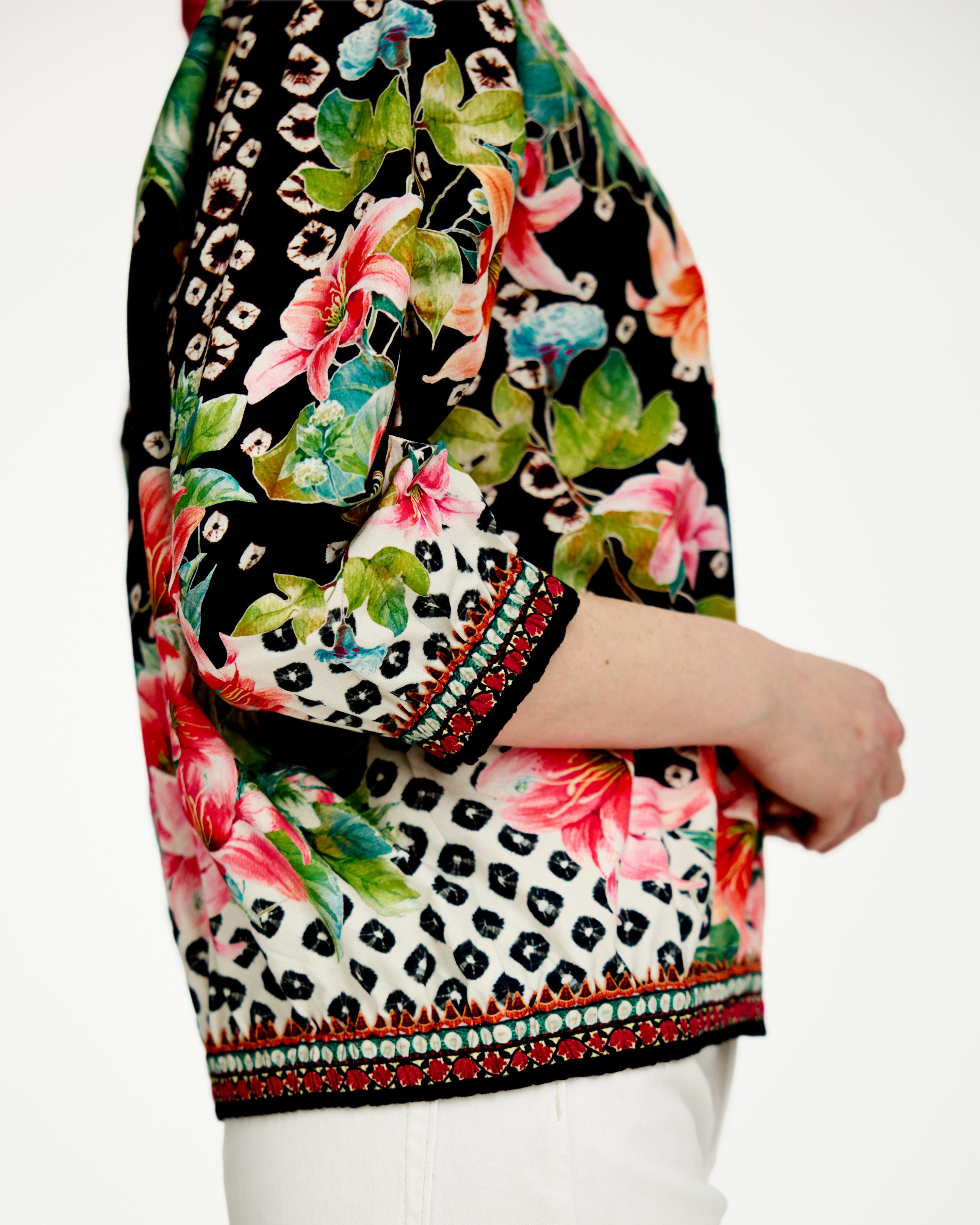 Lilium : Darina - Black