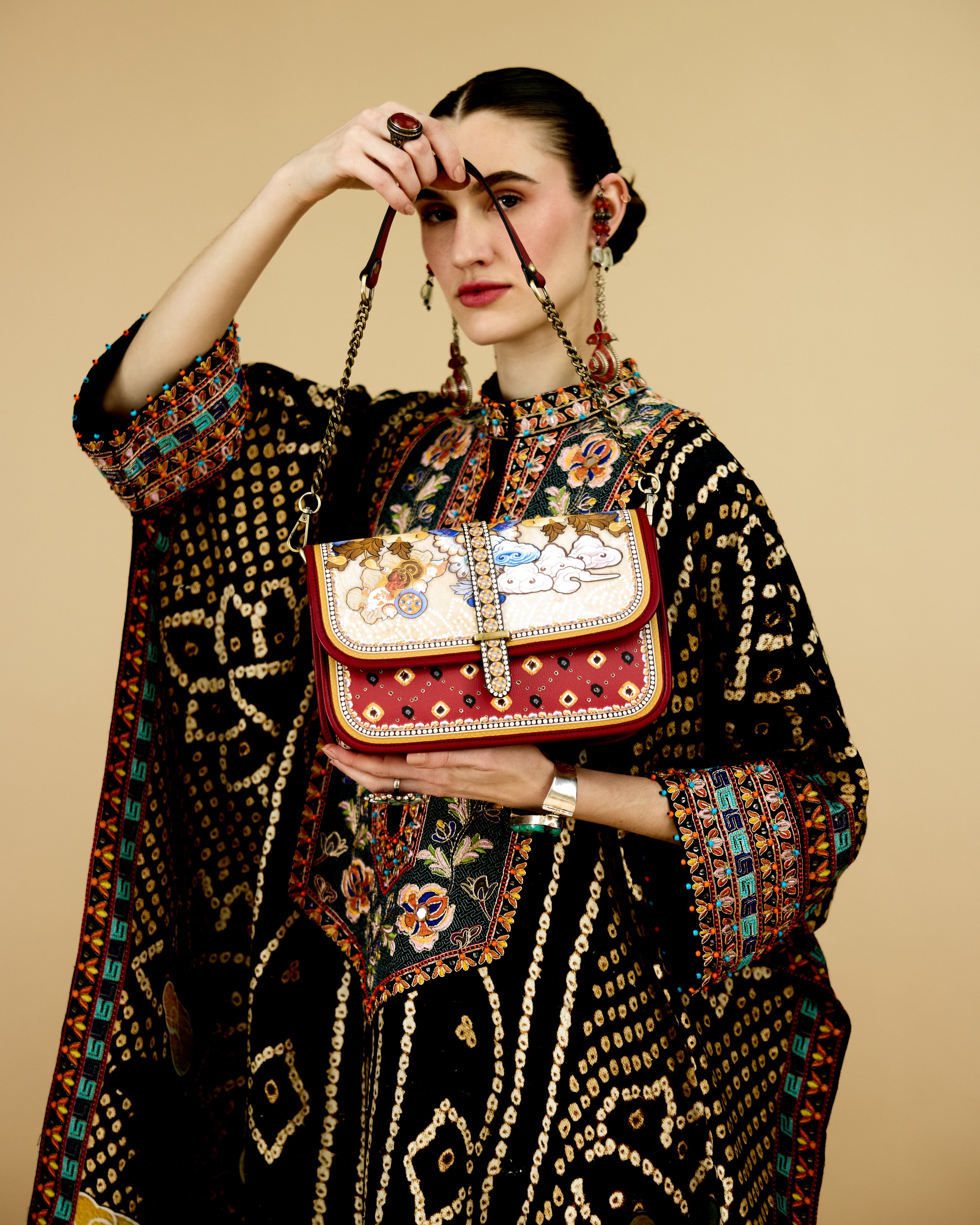 Ladakh : Kanish - Black