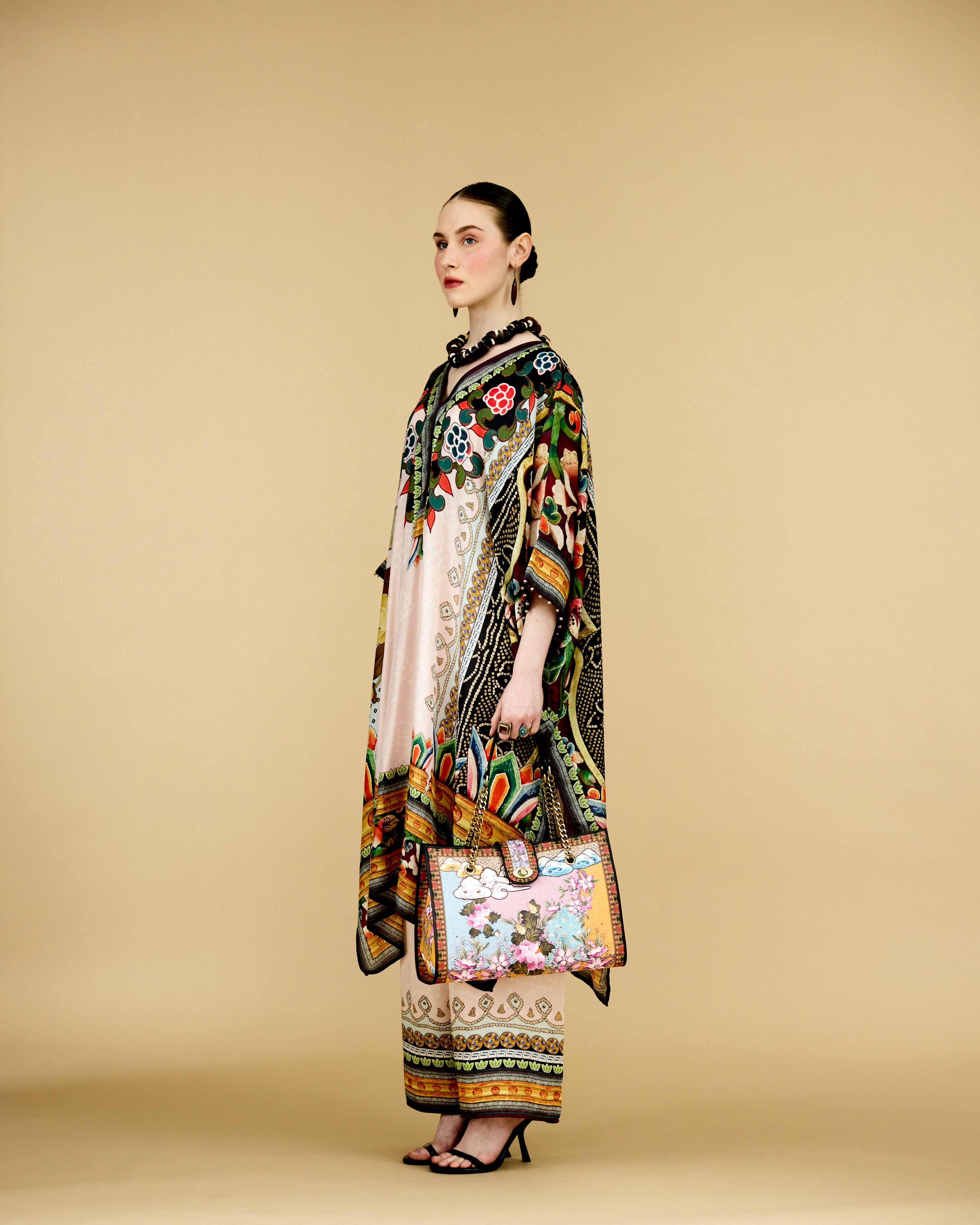 Ladakh : Chantelle 42" - Blush