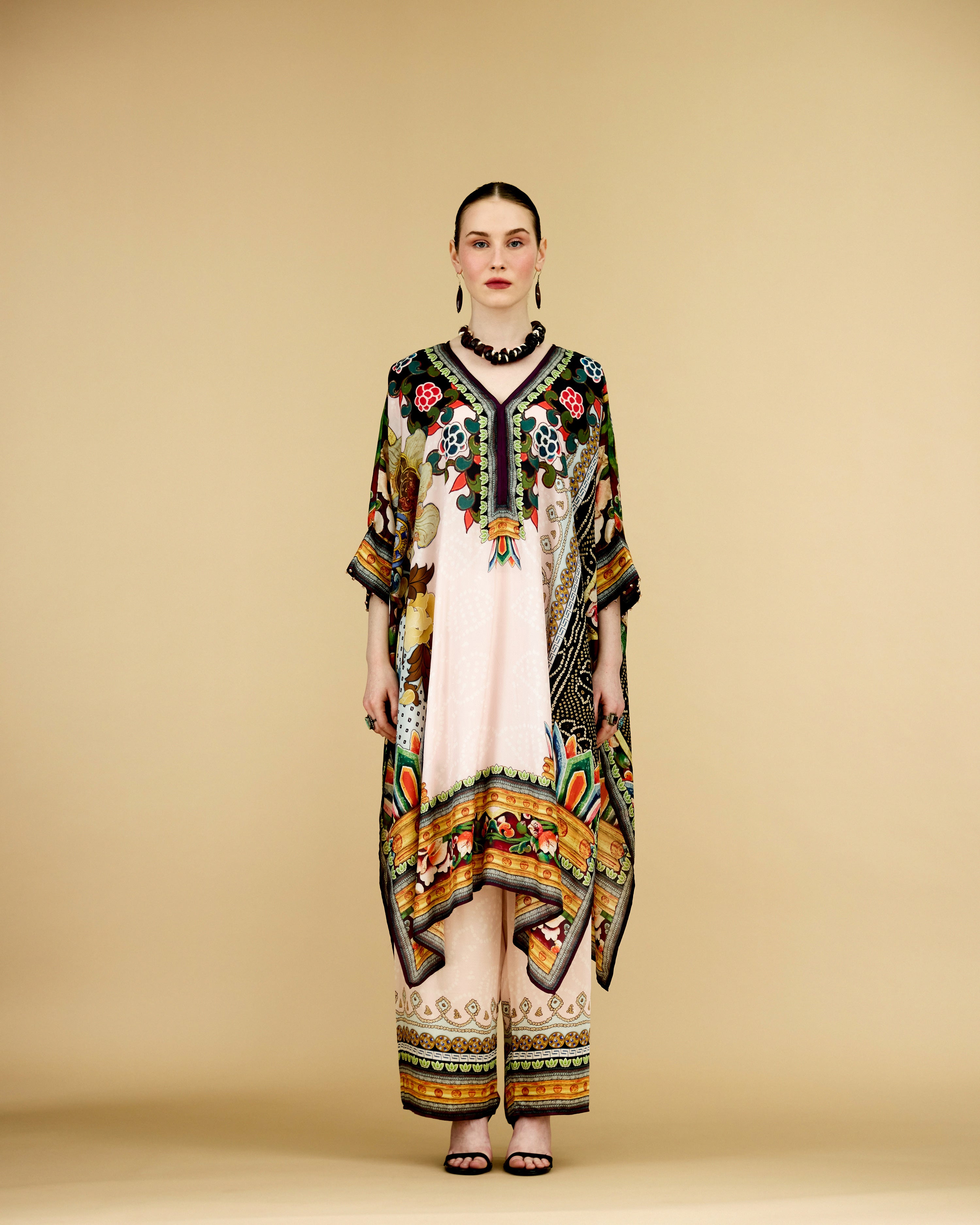 Ladakh : Chantelle 42" - Blush