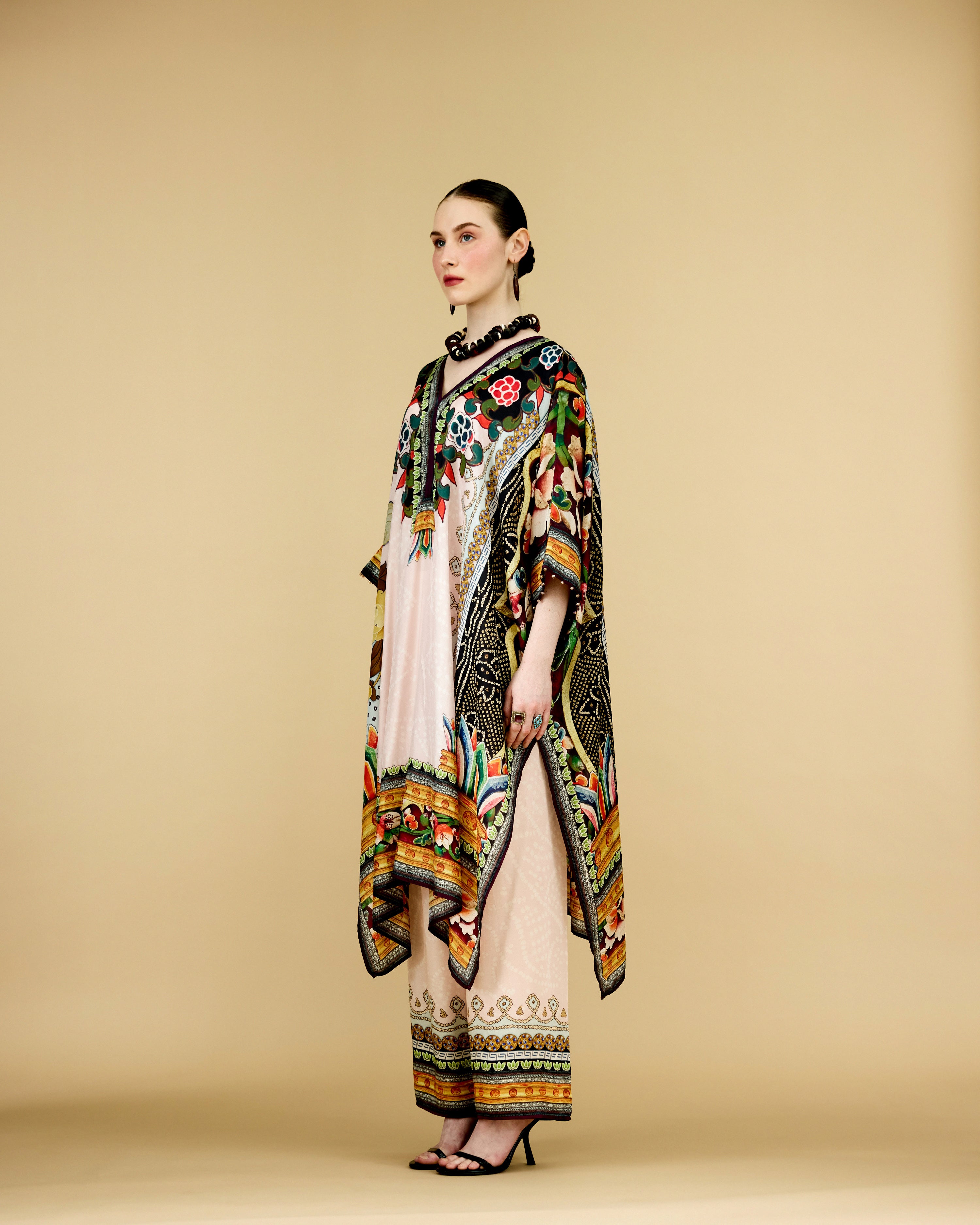 Ladakh : Chantelle 42" - Blush
