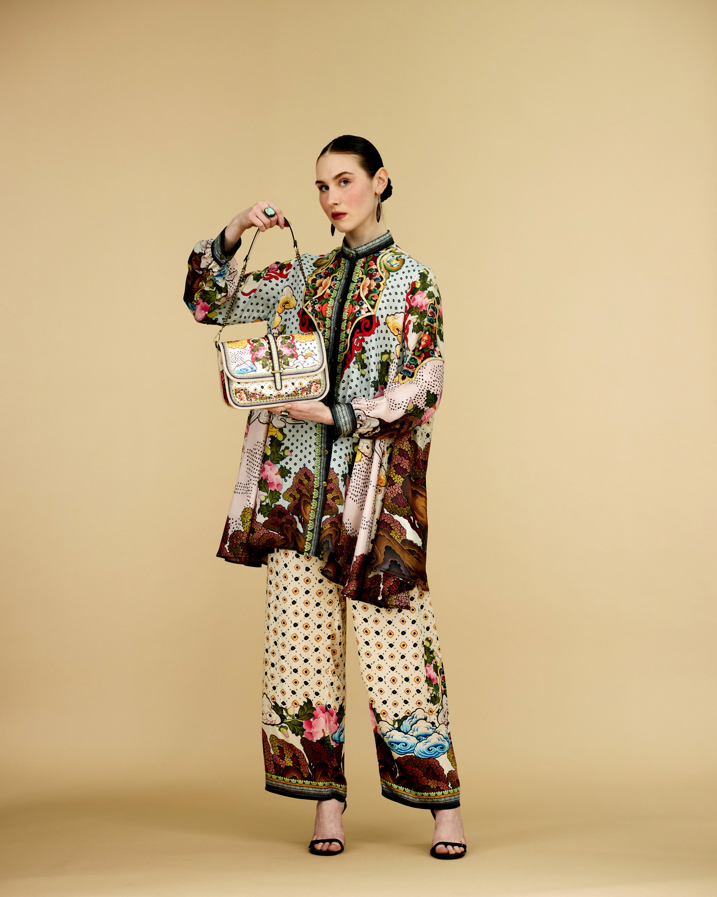 Ladakh : Nilofer - Powder Blue/Beige