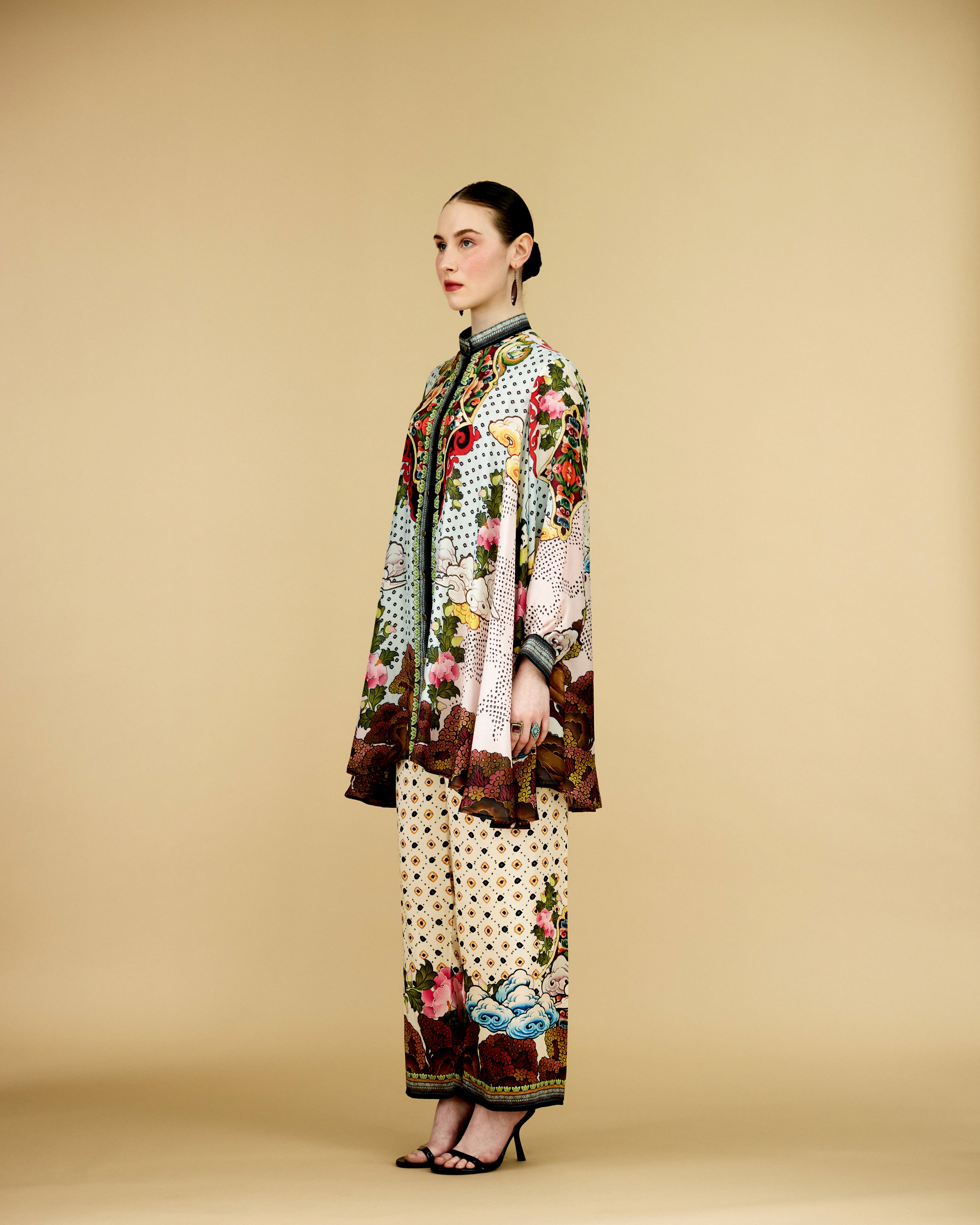 Ladakh : Nilofer - Powder Blue/Beige