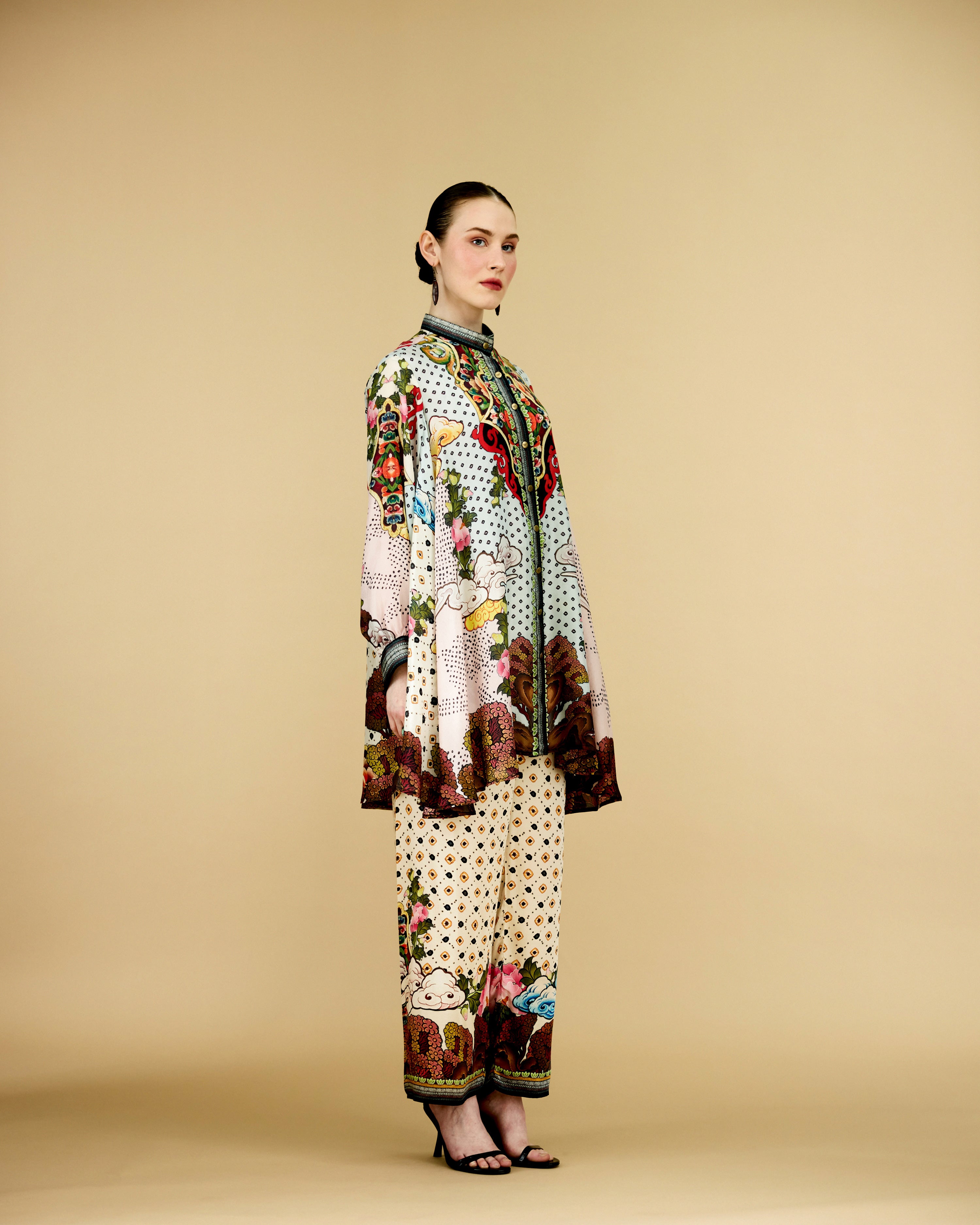 Ladakh : Nilofer - Powder Blue/Beige