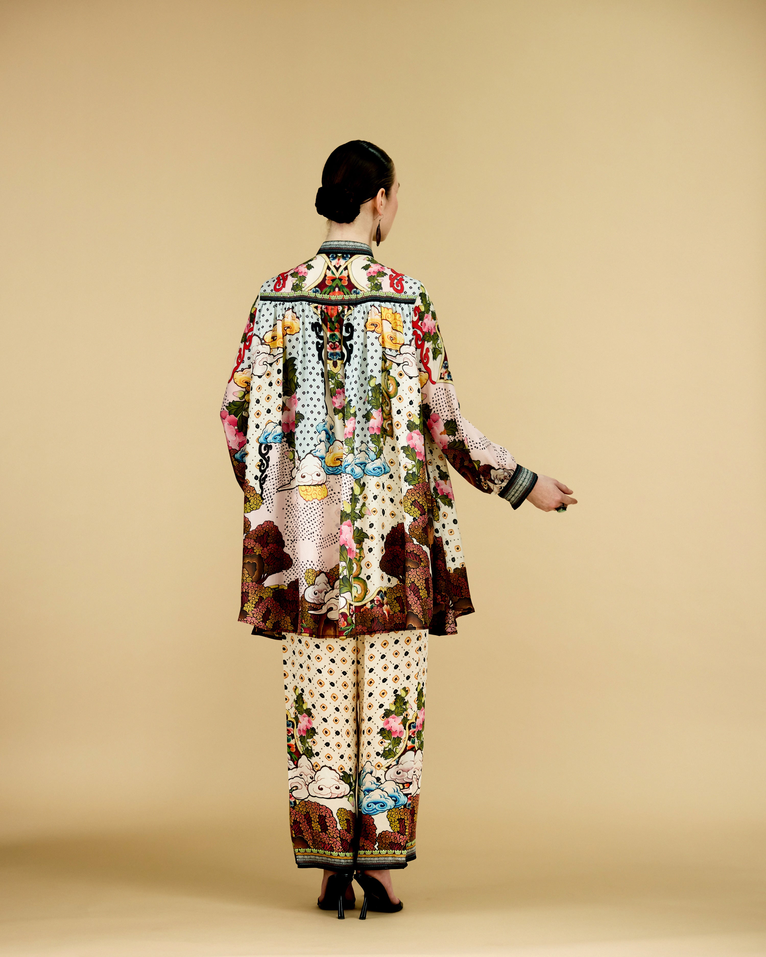 Ladakh : Nilofer - Powder Blue/Beige