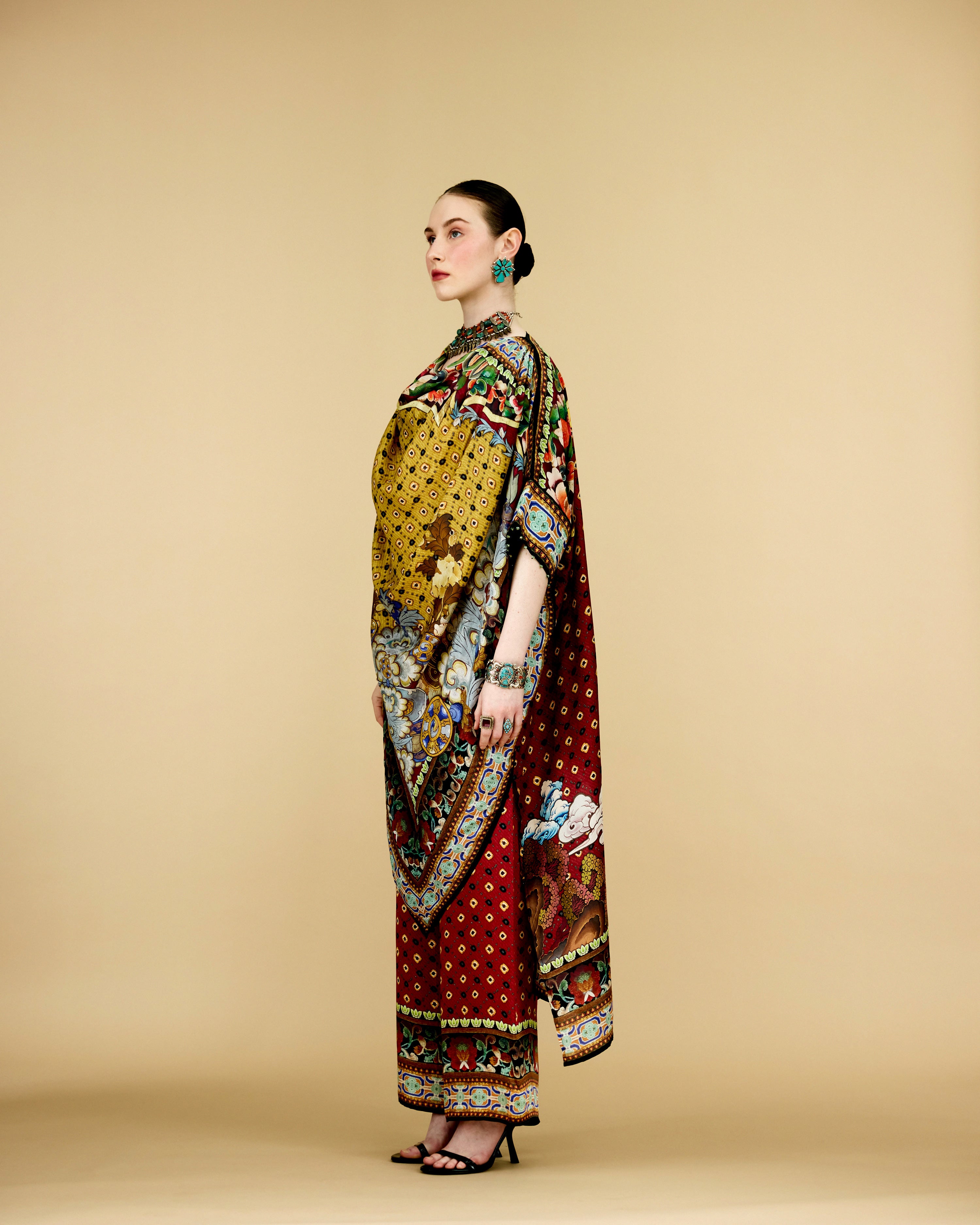 Ladakh : Montijo -Gold/Red