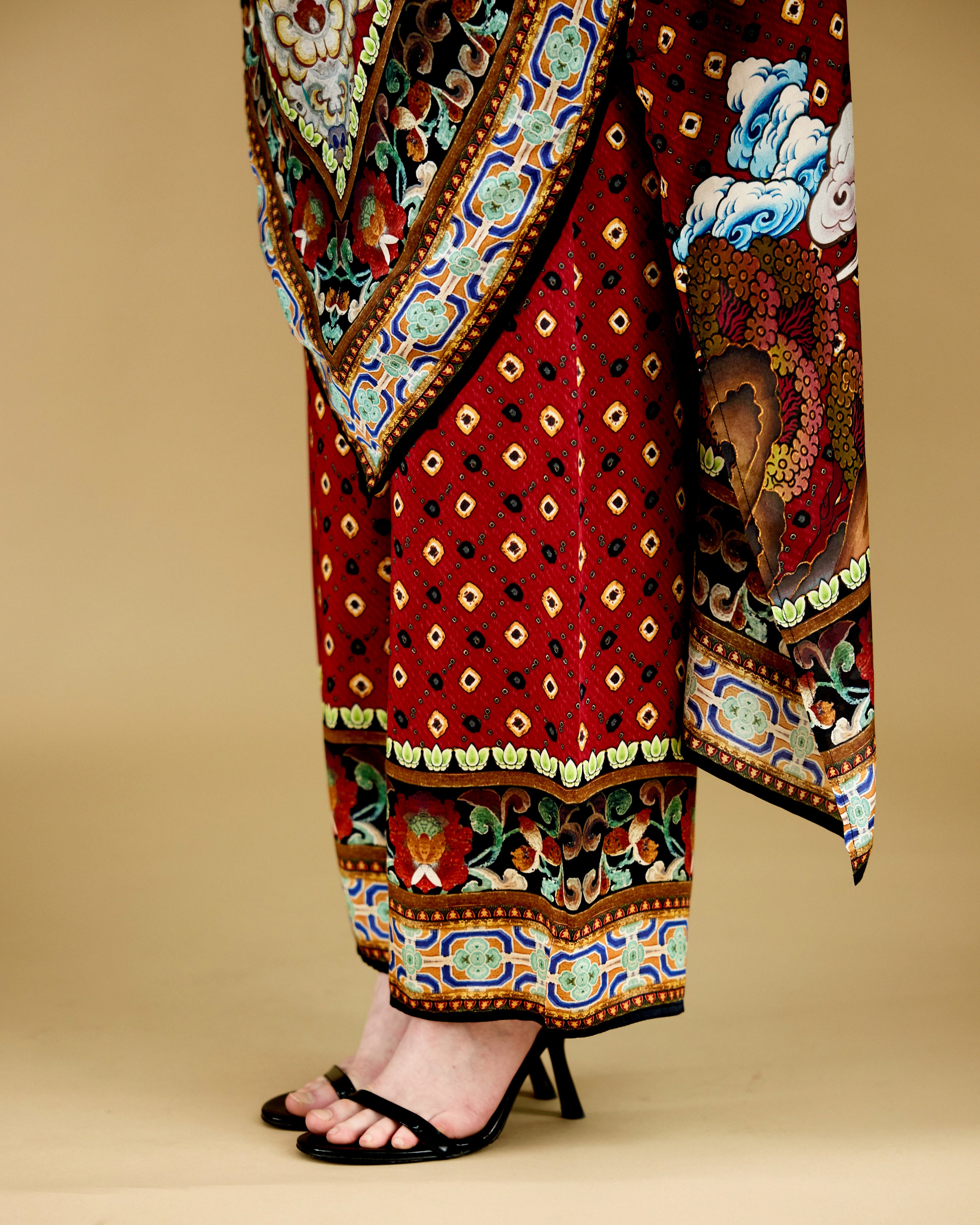 Ladakh : Montijo -Gold/Red