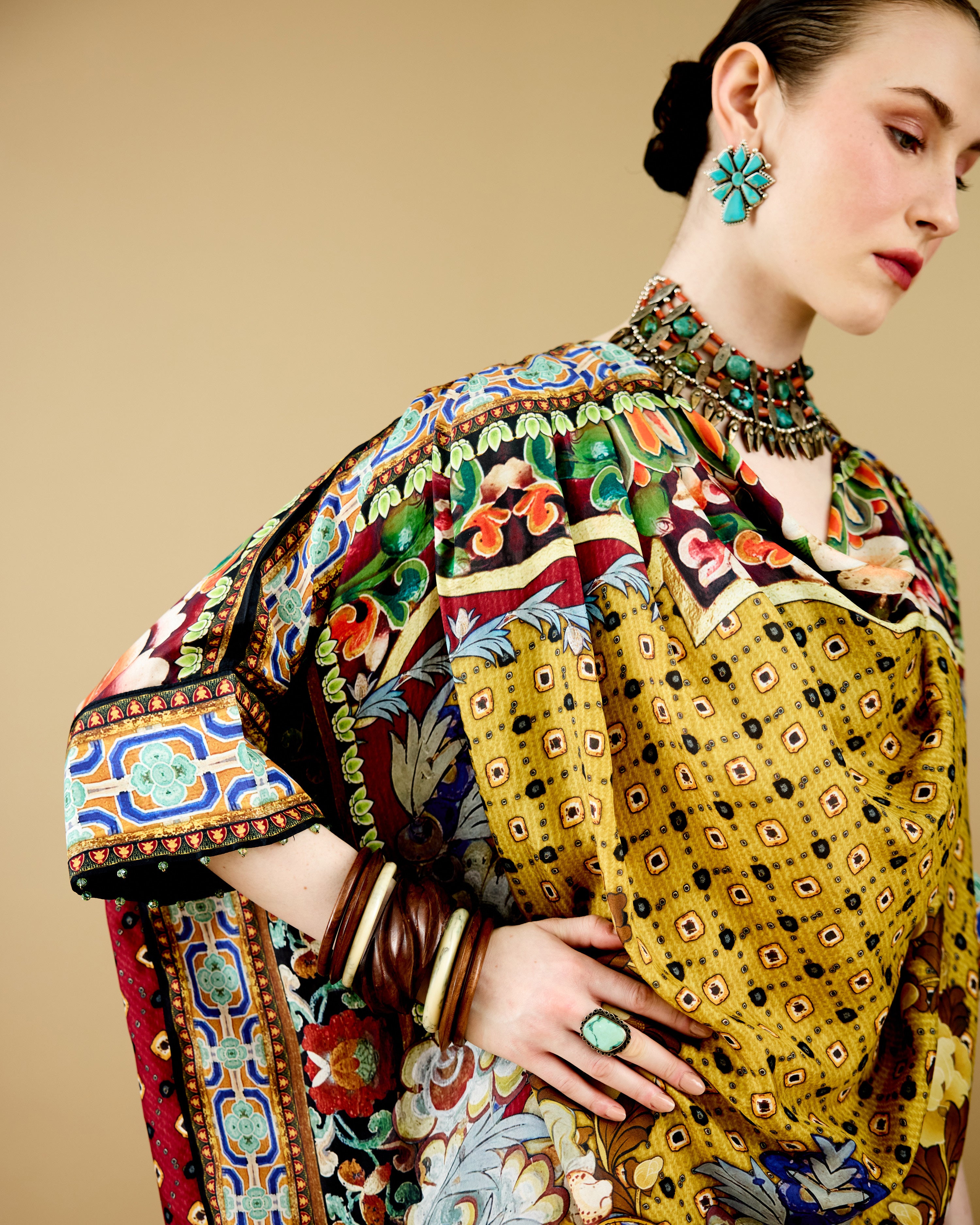 Ladakh : Montijo -Gold/Red