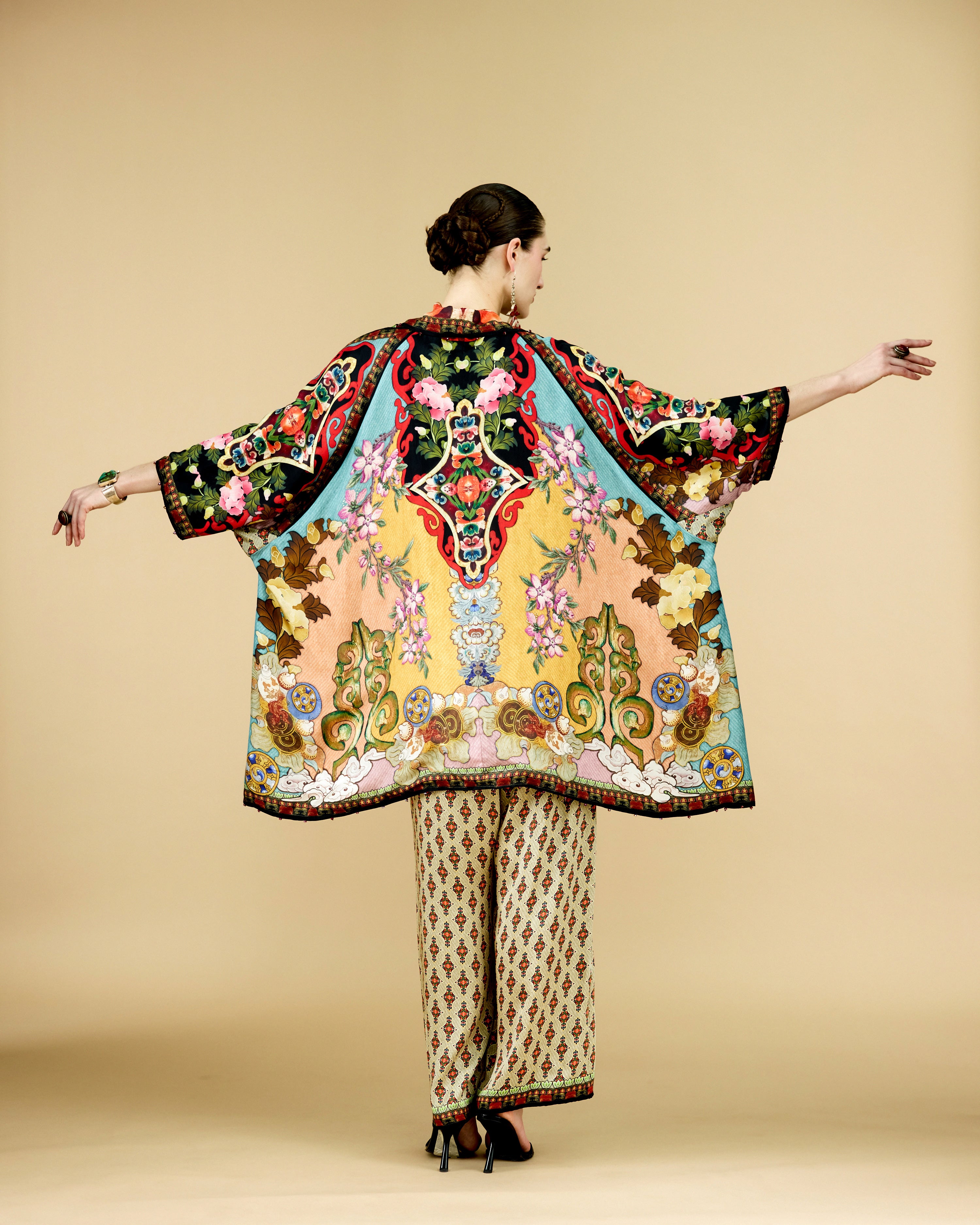 Ladakh : Adhira - Beige/Multi