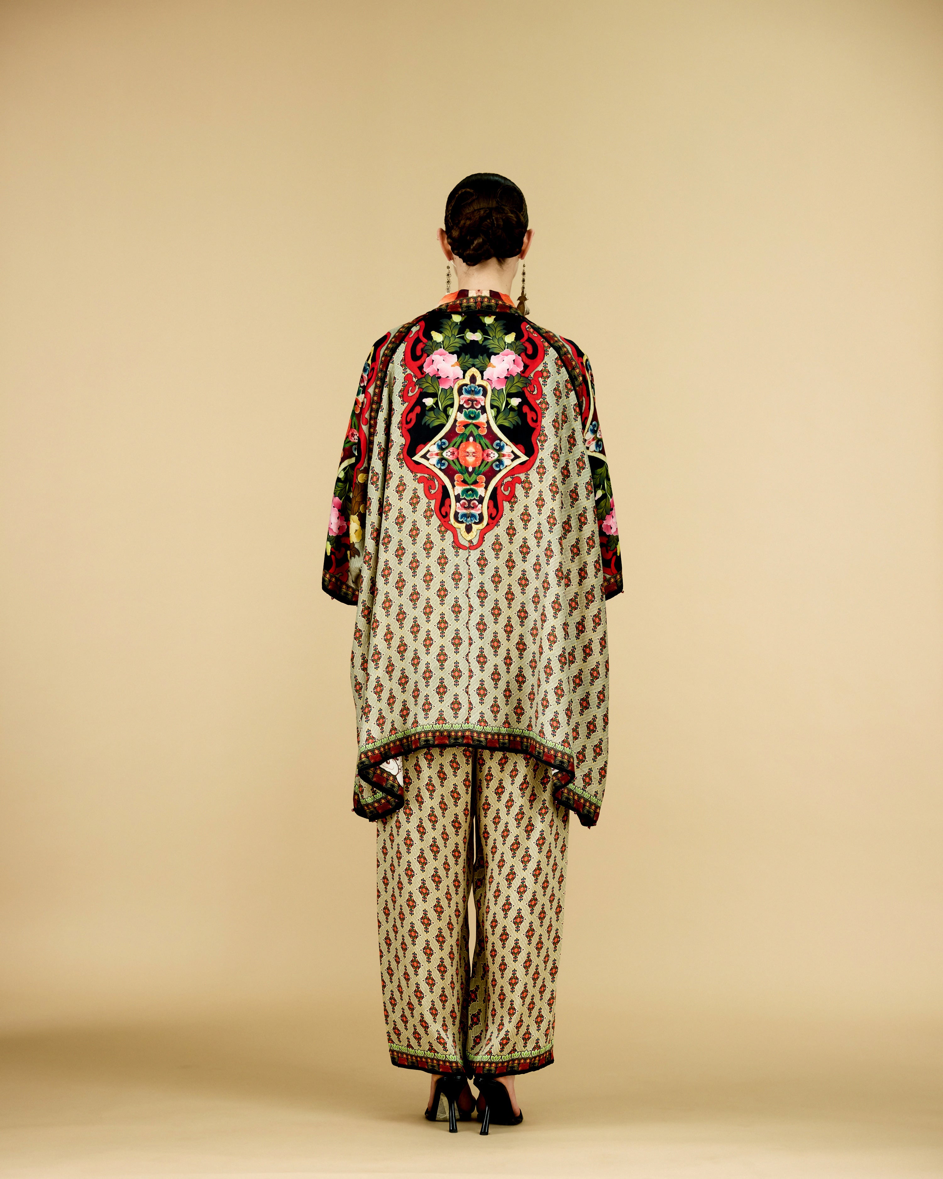 Ladakh : Adhira - Beige/Multi