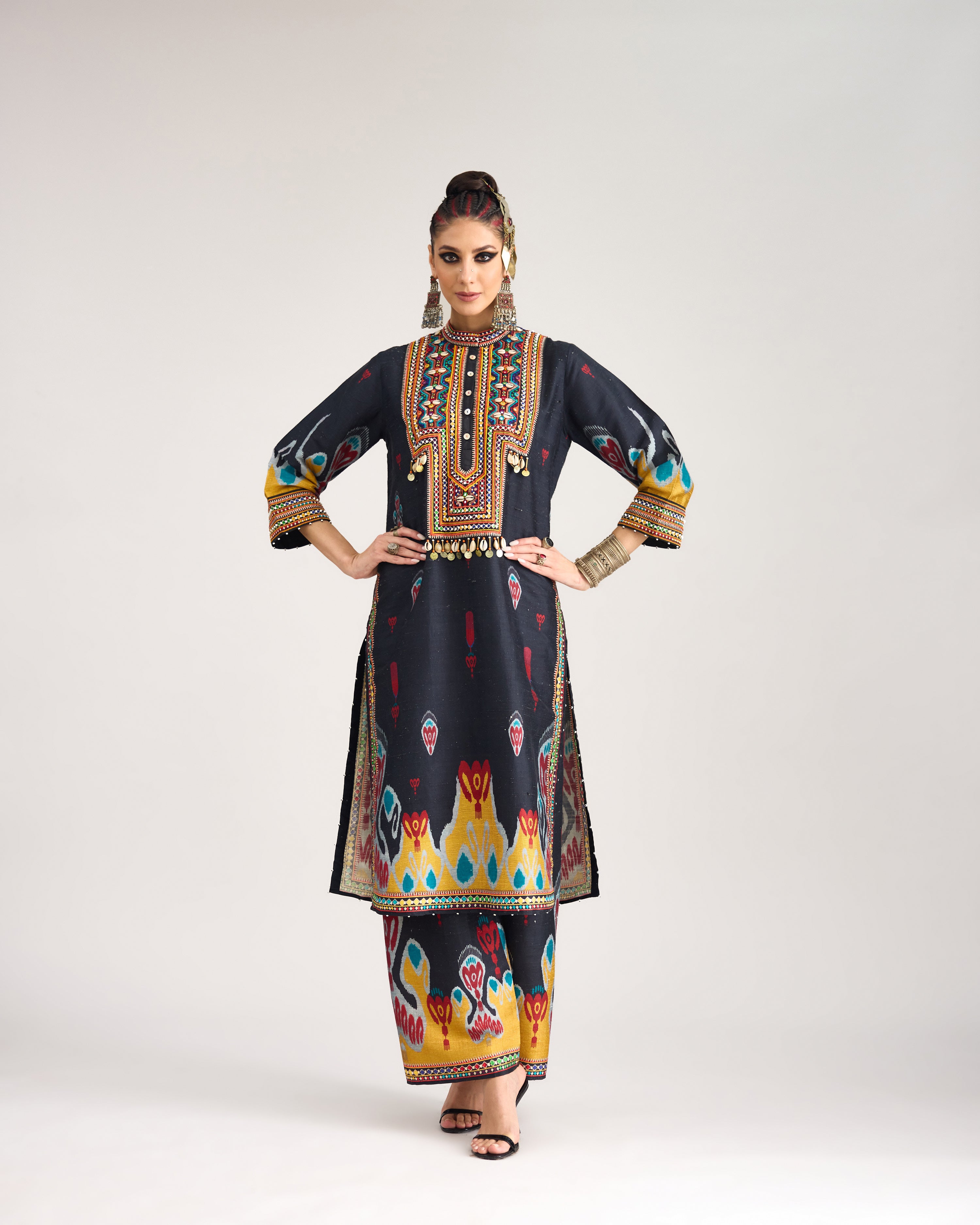 Tangier : Ramin - Black