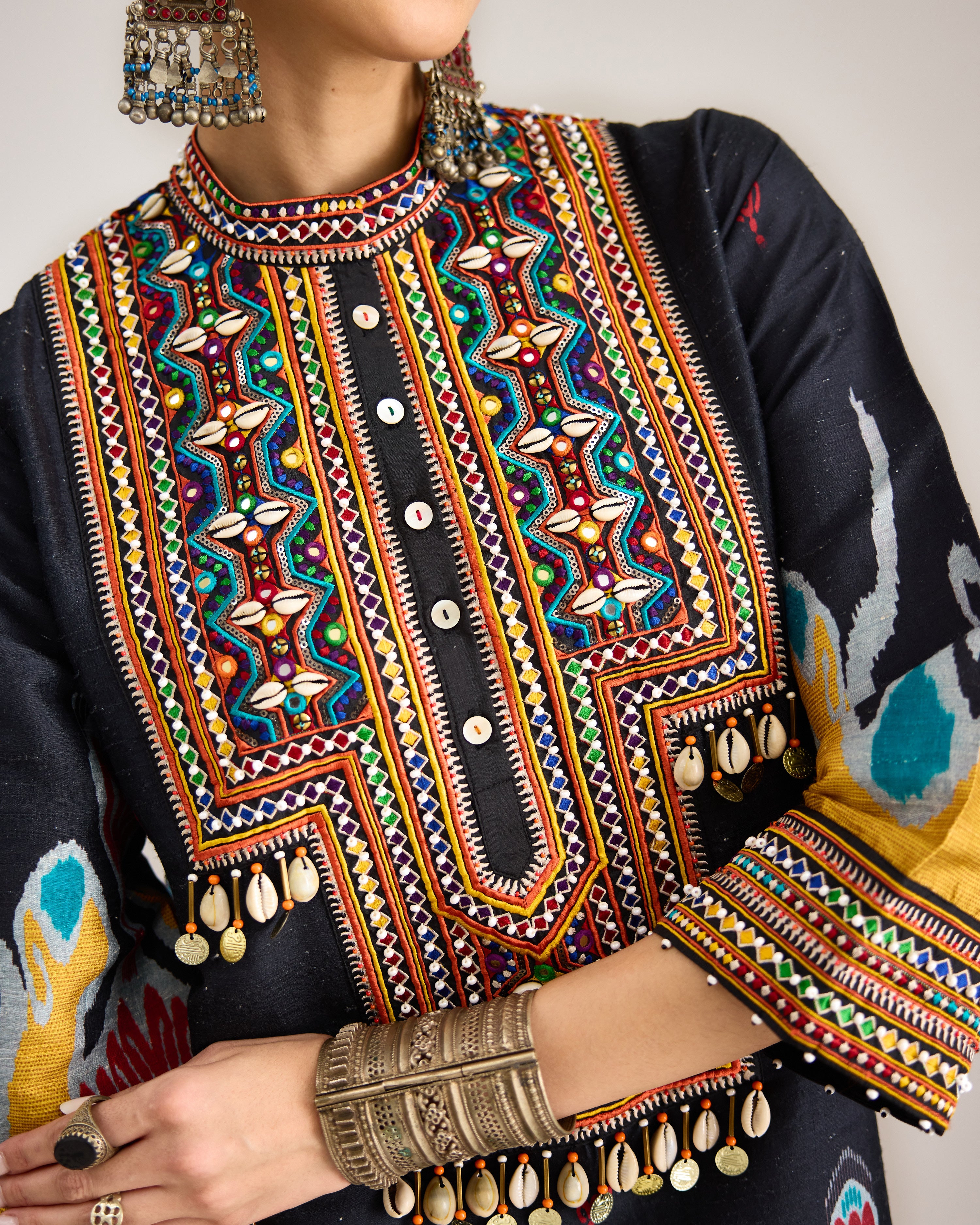 Tangier : Ramin - Black