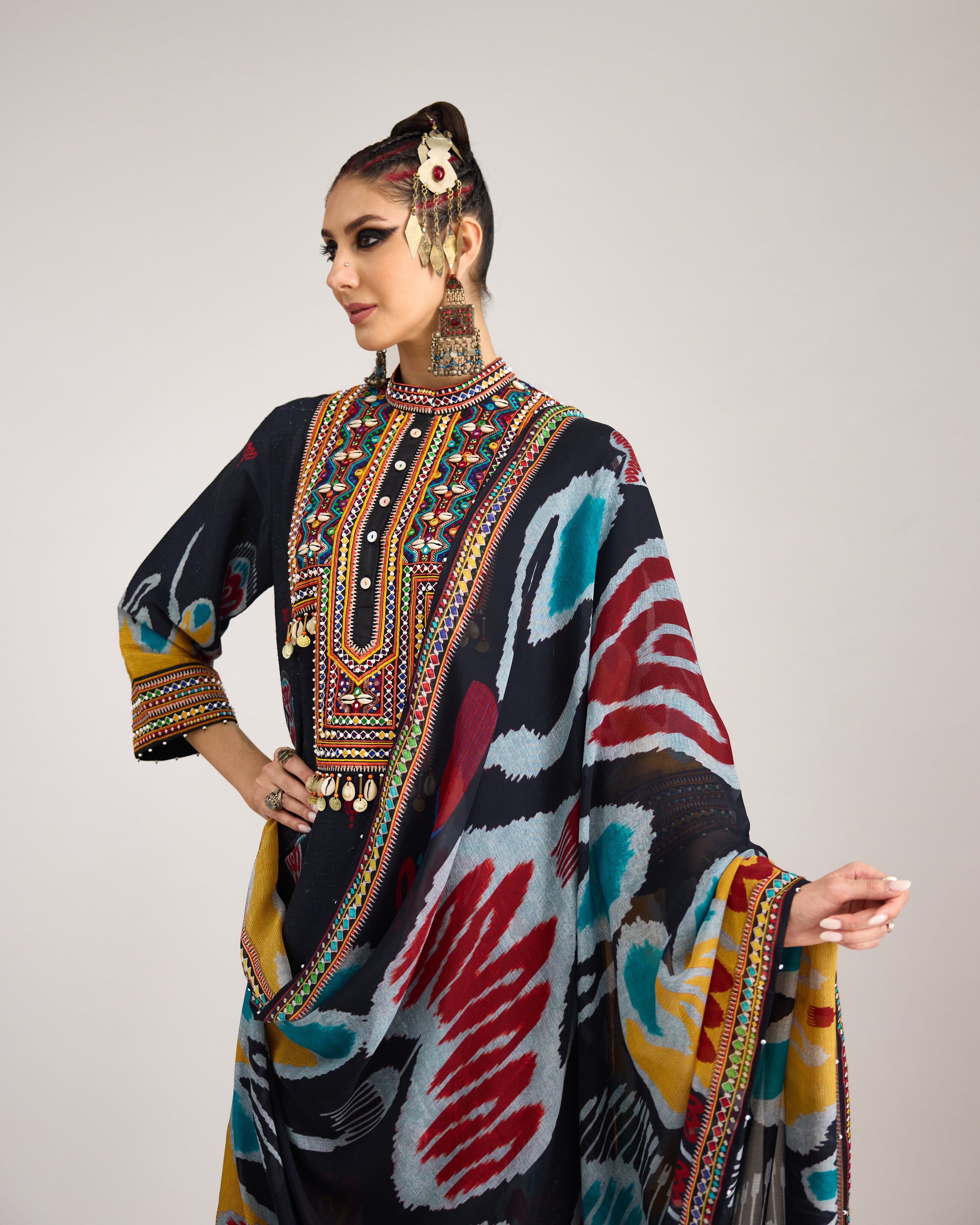 Tangier : Ramin - Black