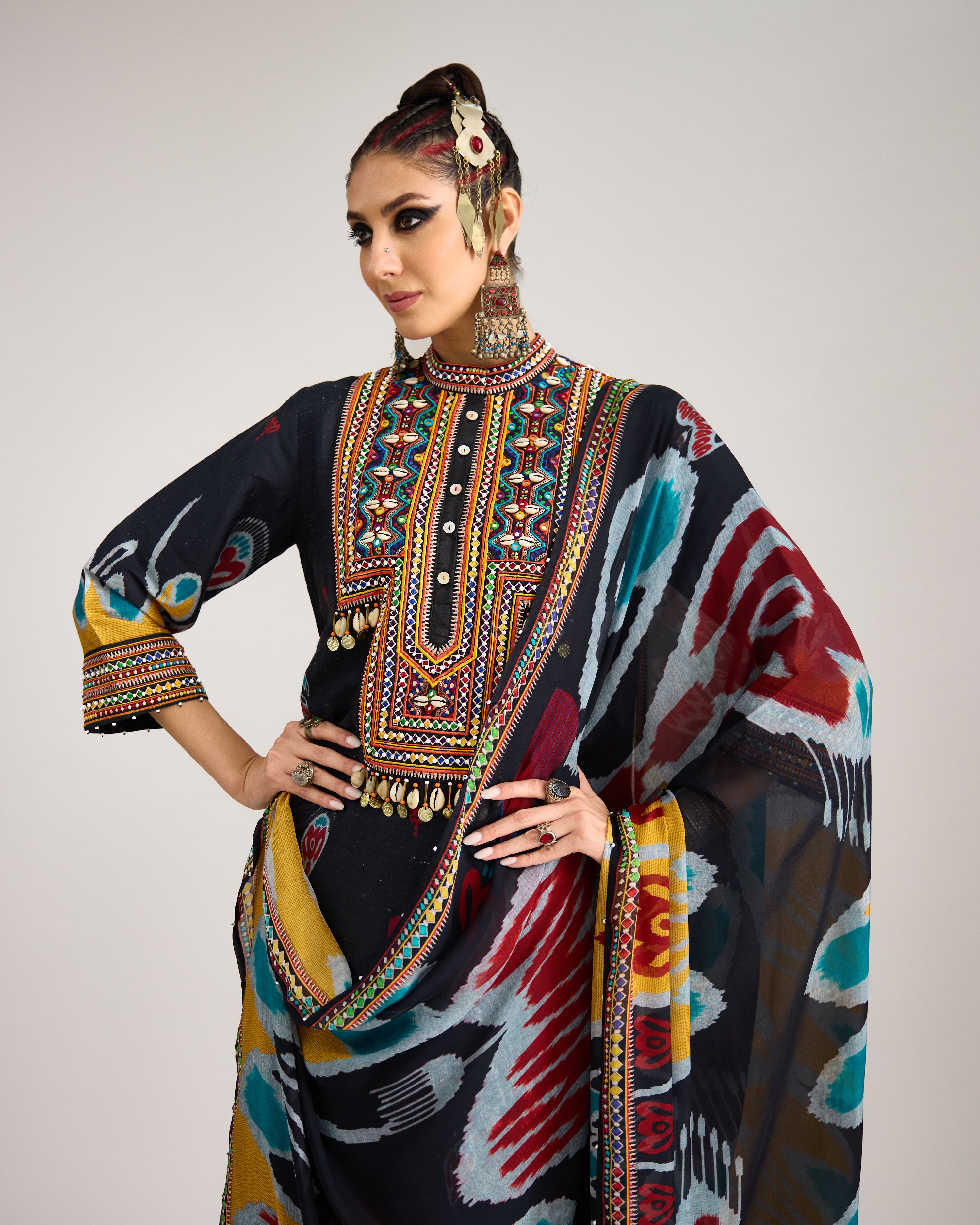 Tangier : Ramin - Black