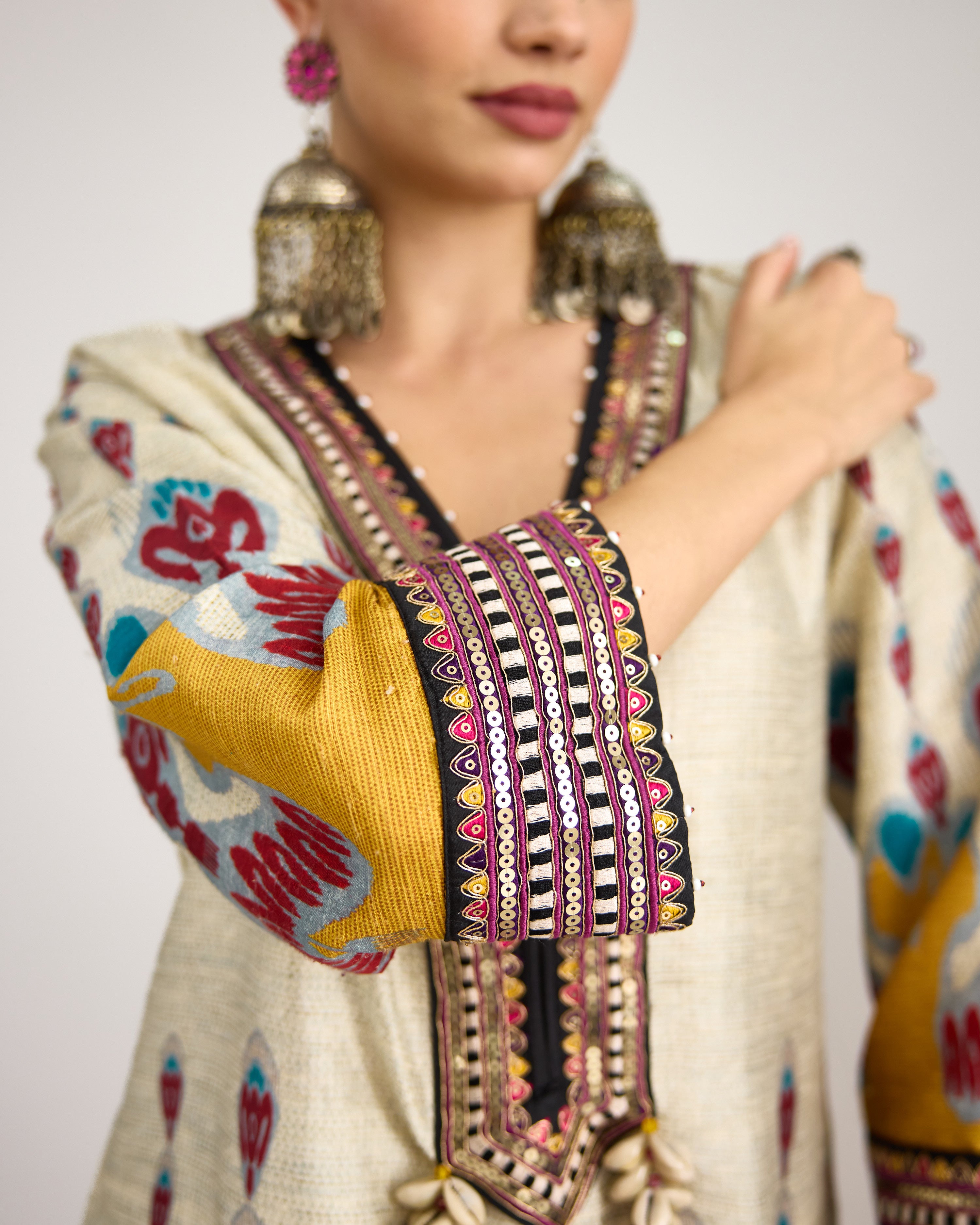 Tangier : Resham - Eggshell