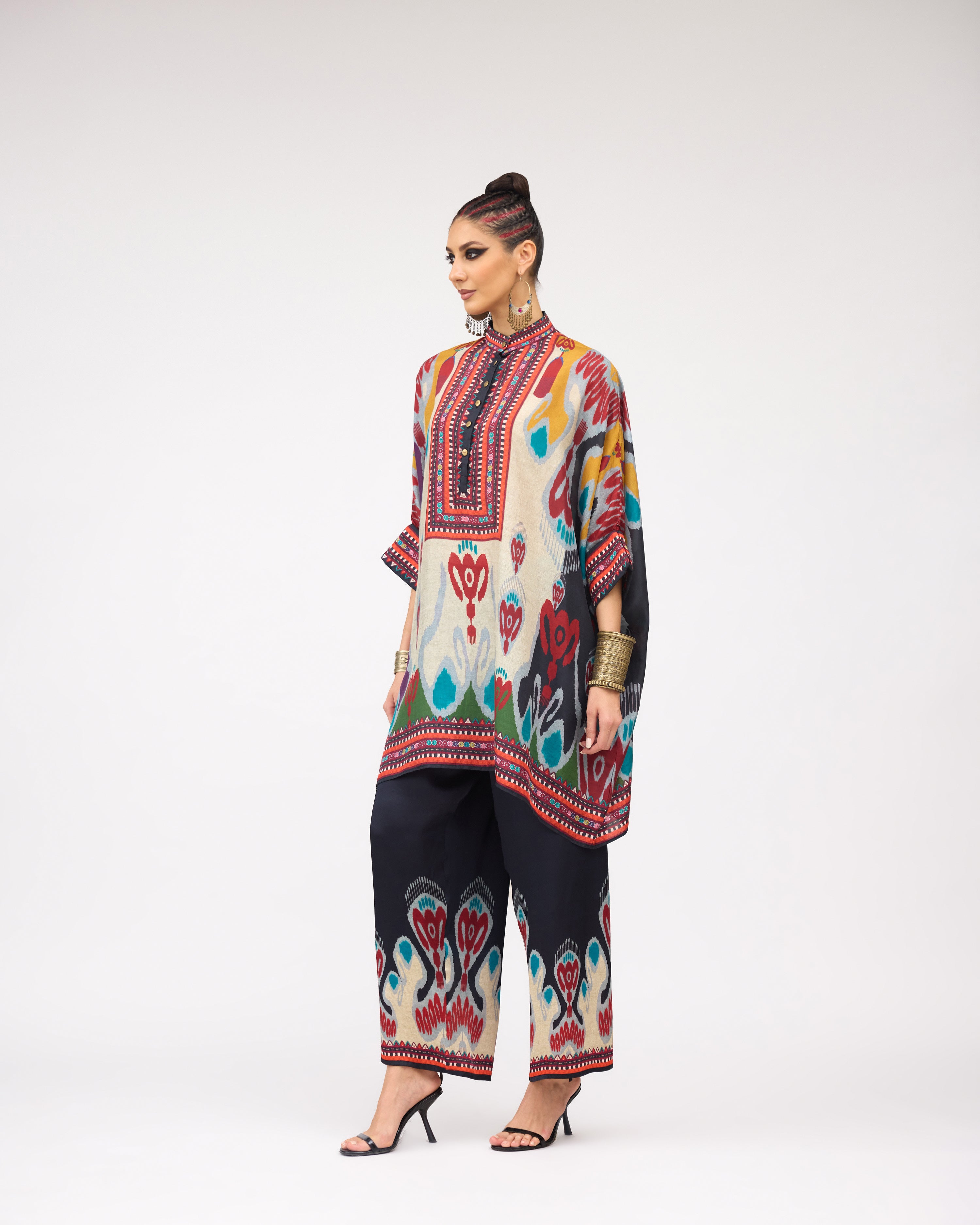 Tangier : Chanel 36" - Eggshell/Multi