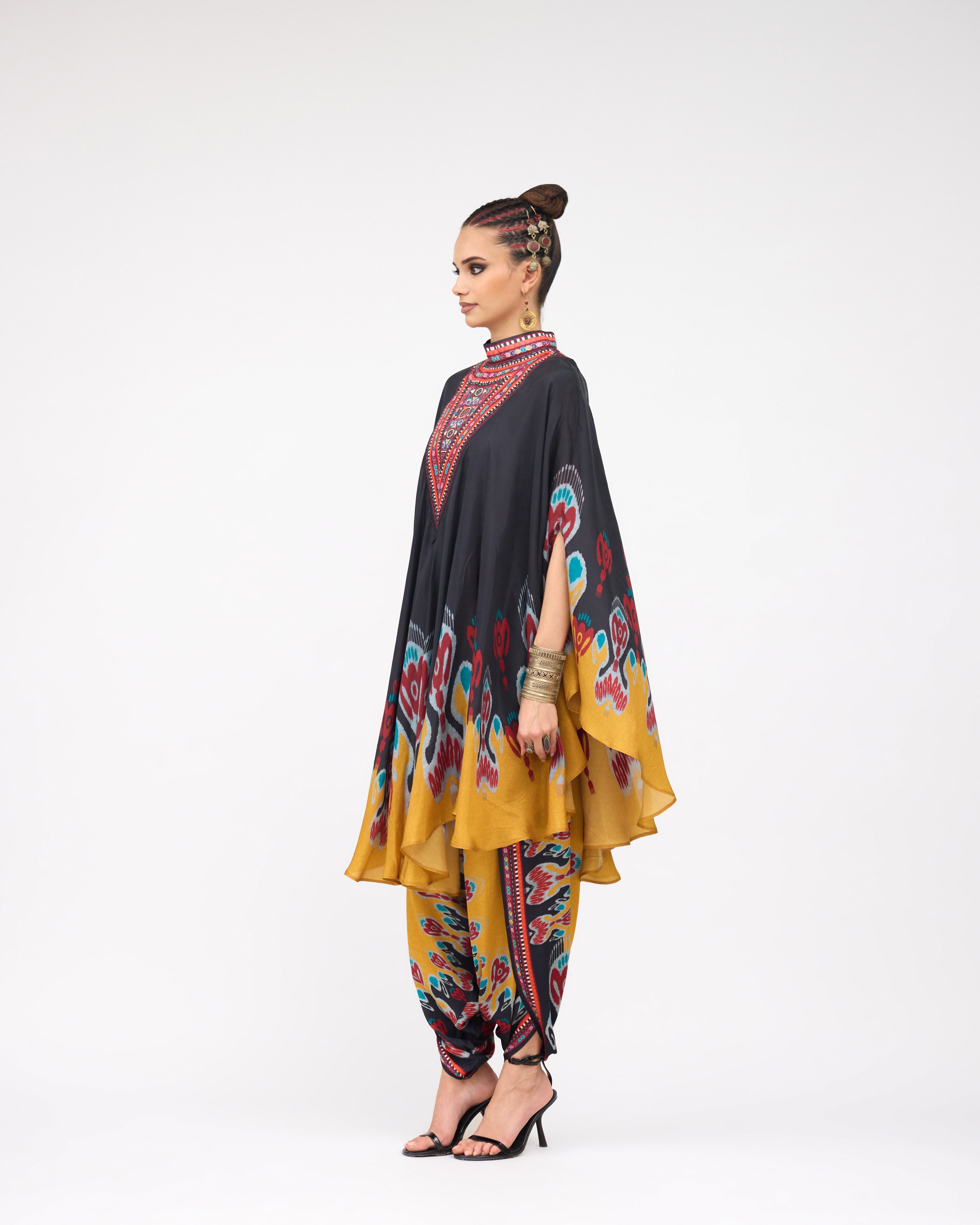 Tangier : Farah - Charcoal/Multi