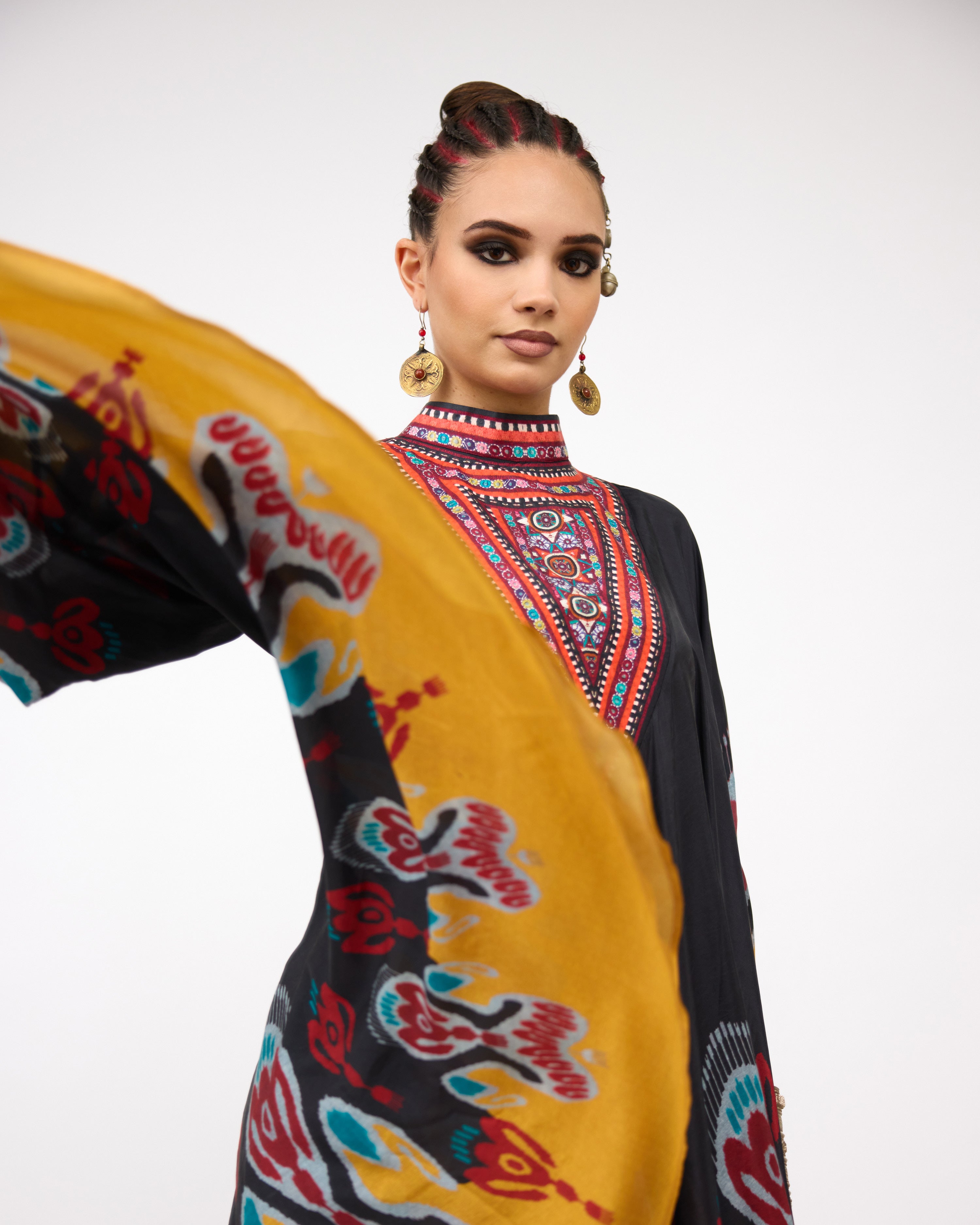 Tangier : Farah - Charcoal/Multi