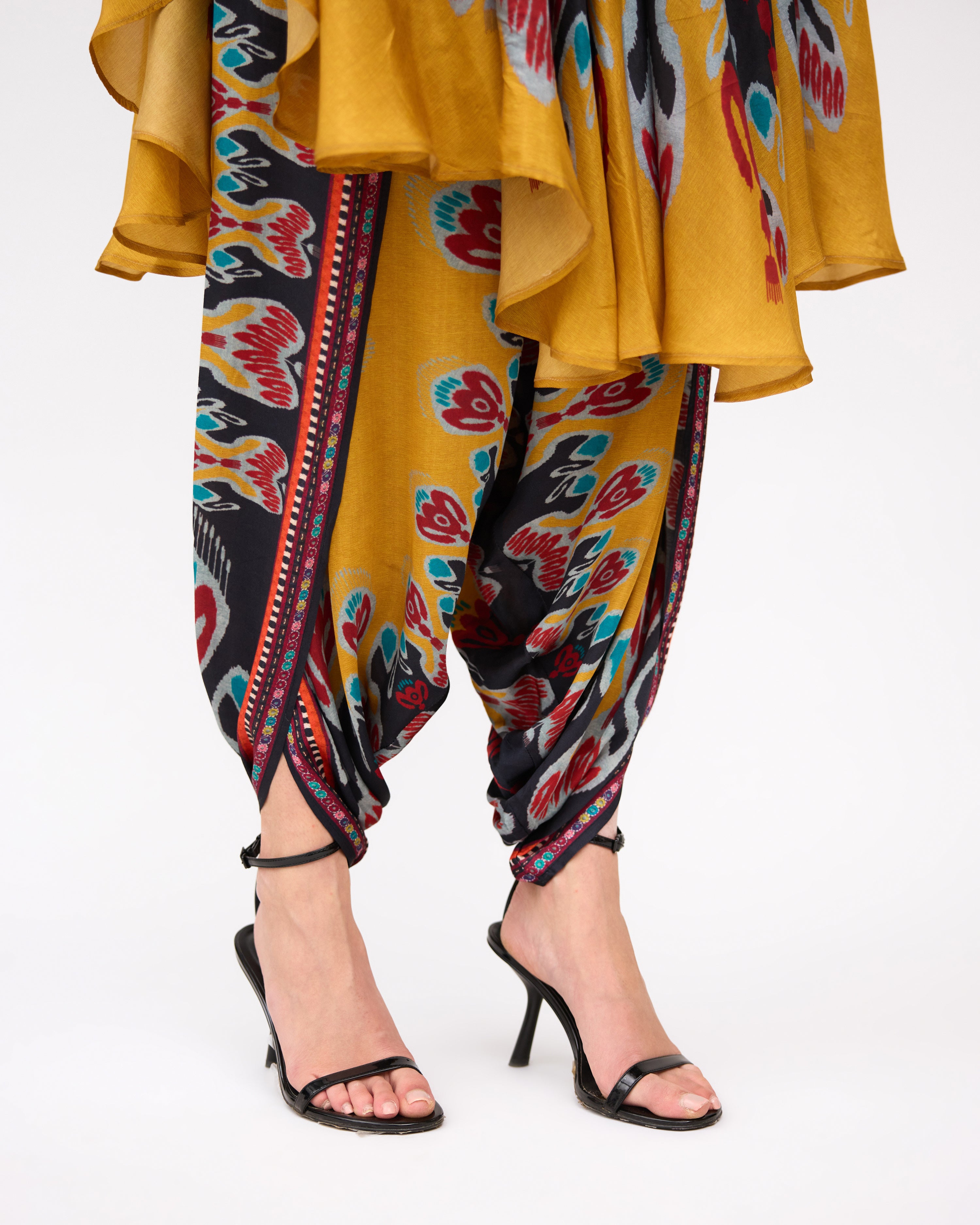 Tangier : Farah - Charcoal/Multi