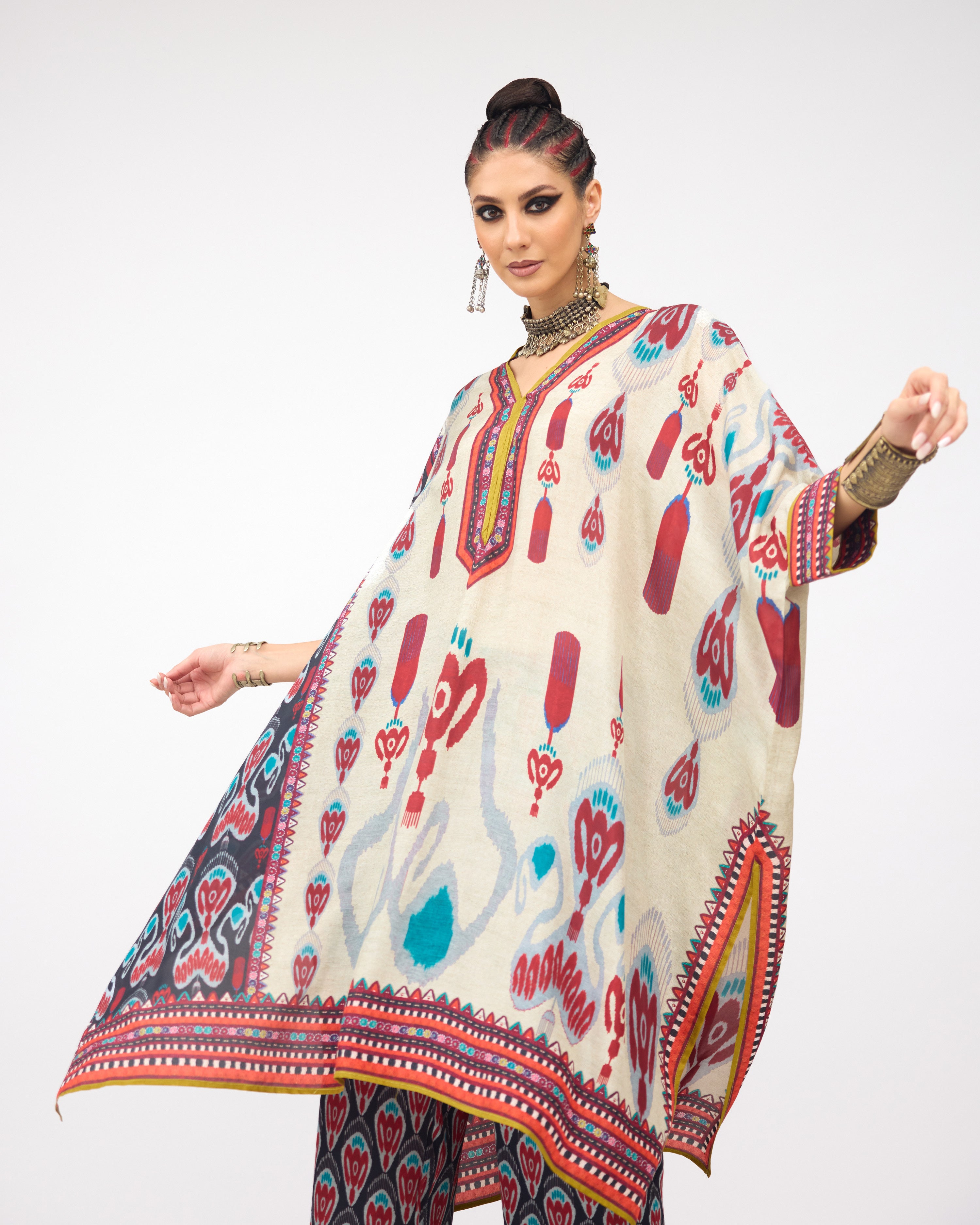 Tangier : Chantelle 42" - Eggshell/Multi