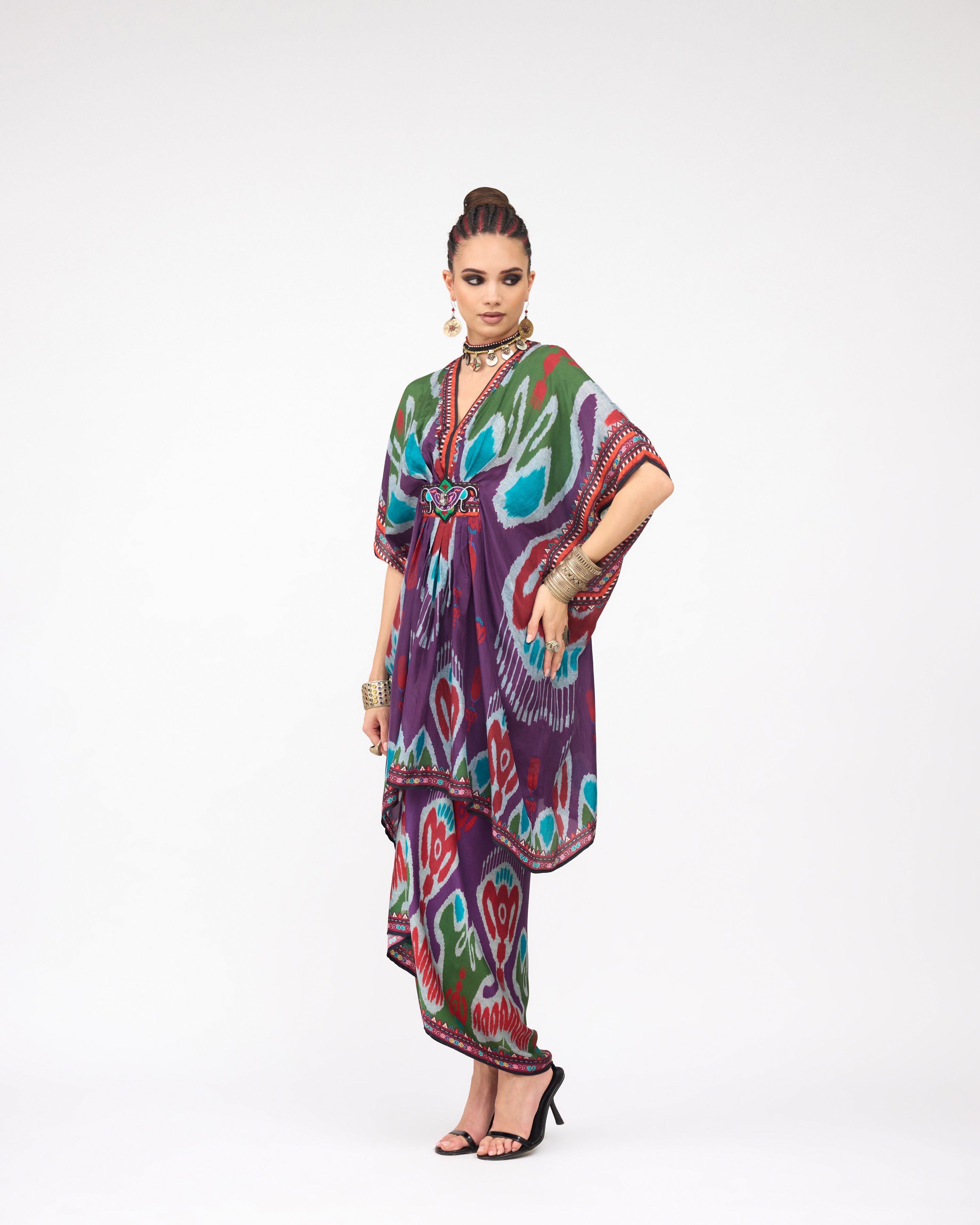 Tangier : Maya/Indonesia - Purple/Multi
