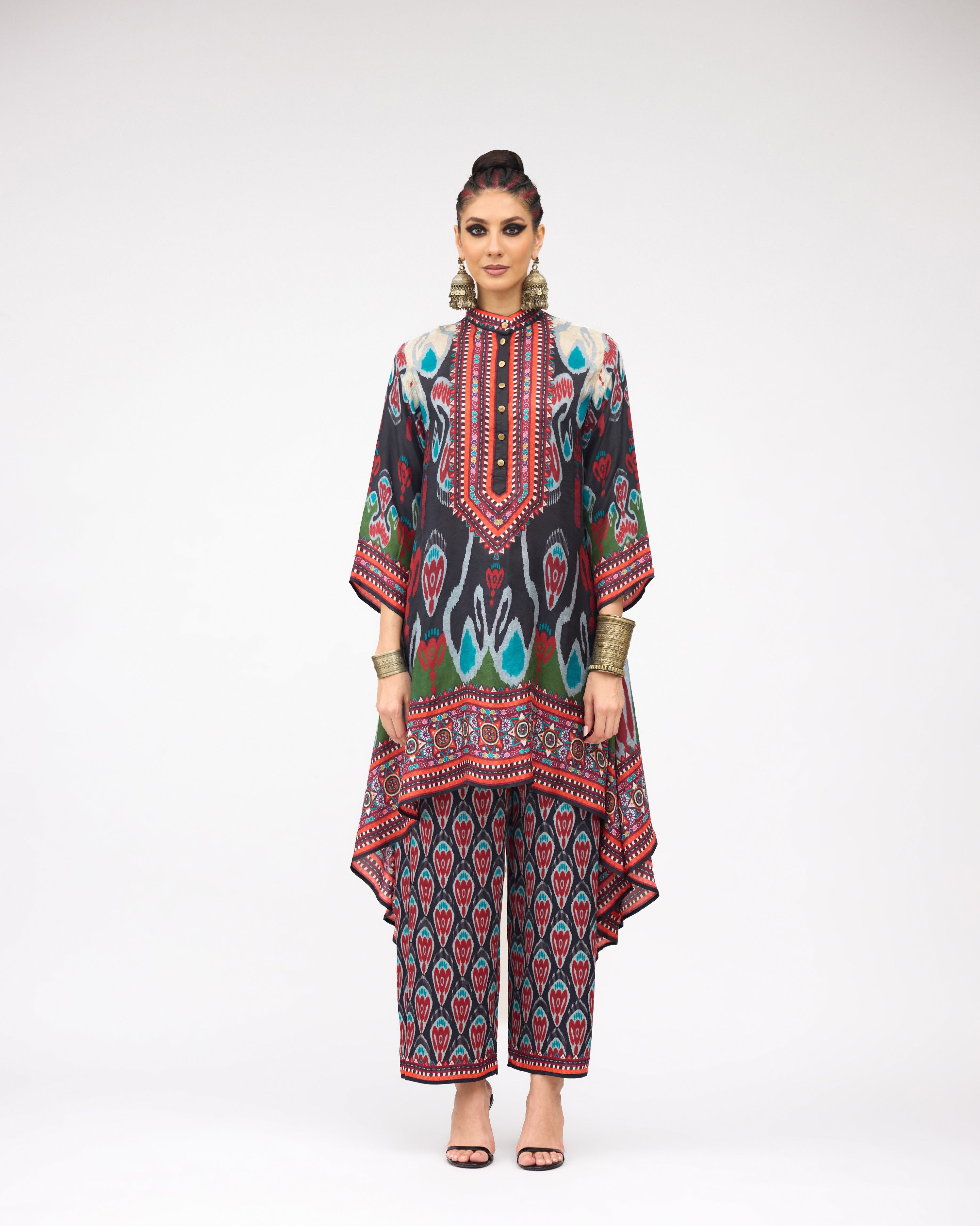 Tangier : Navya - Charcoal/Multi