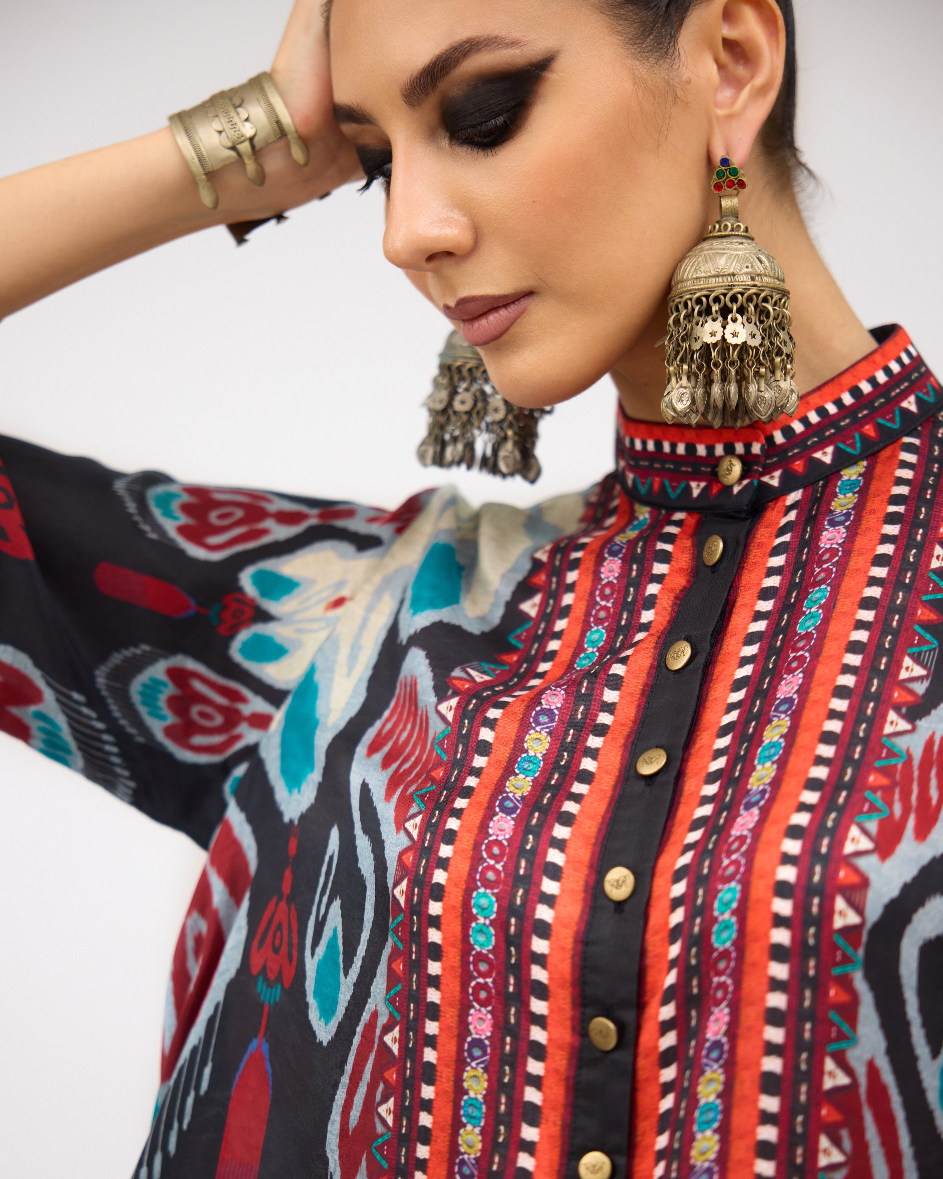 Tangier : Navya - Charcoal/Multi