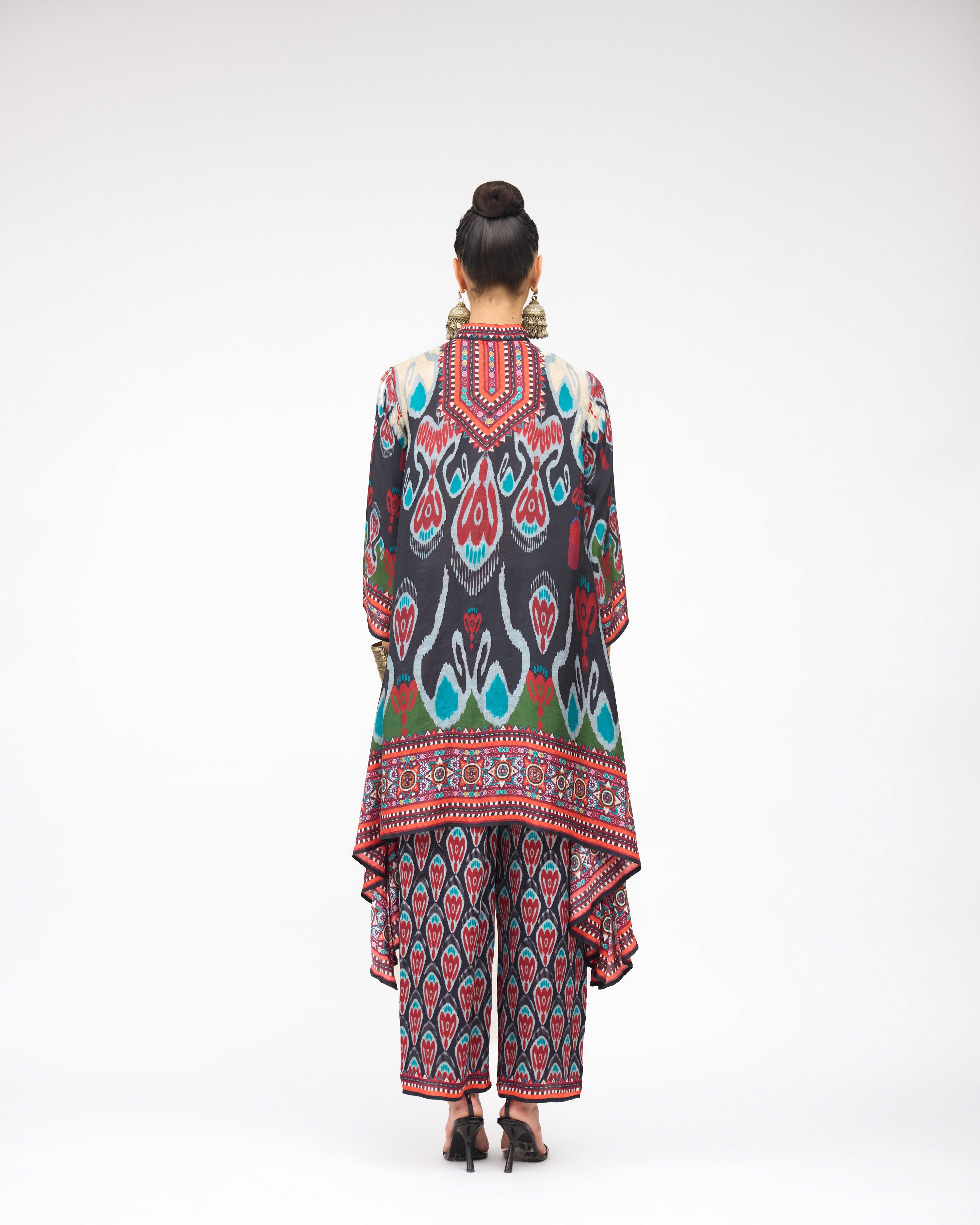 Tangier : Navya - Charcoal/Multi