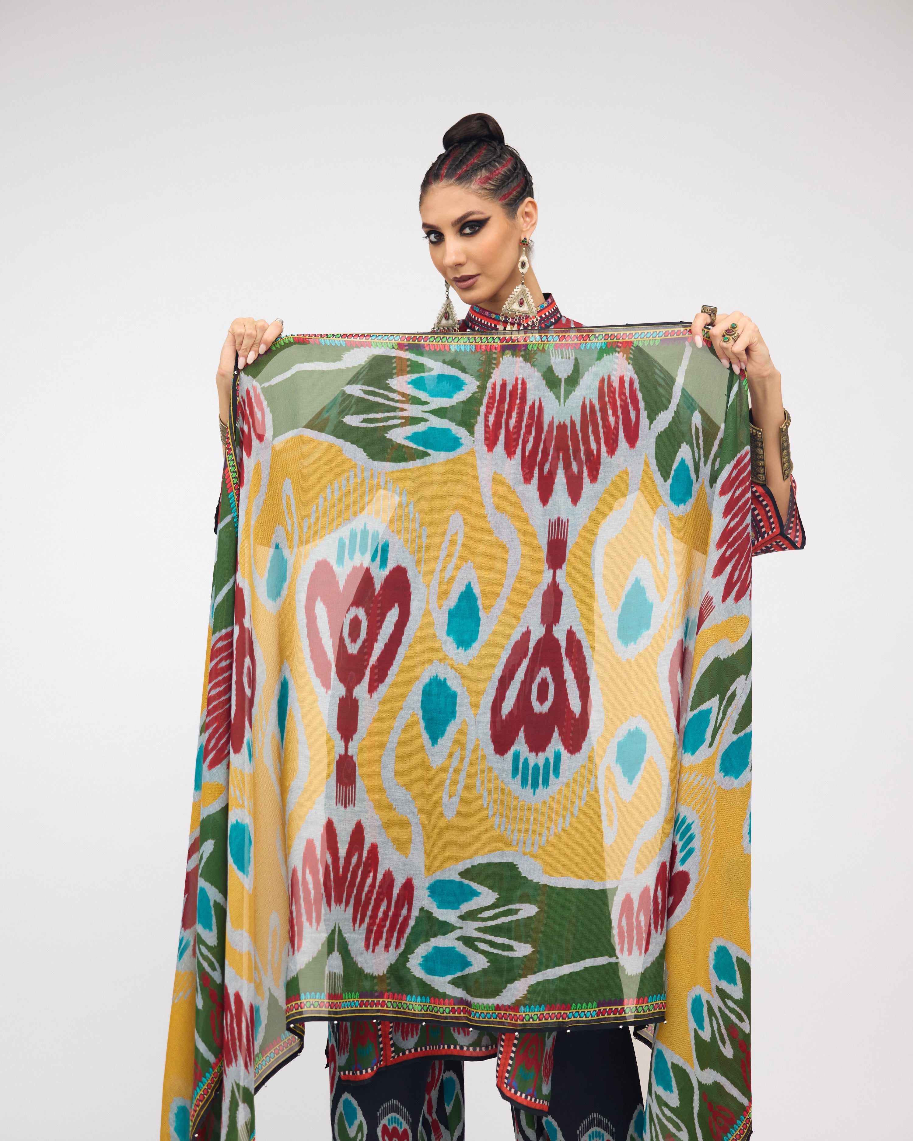 Tangier : Ghazala - Charcoal/Multi