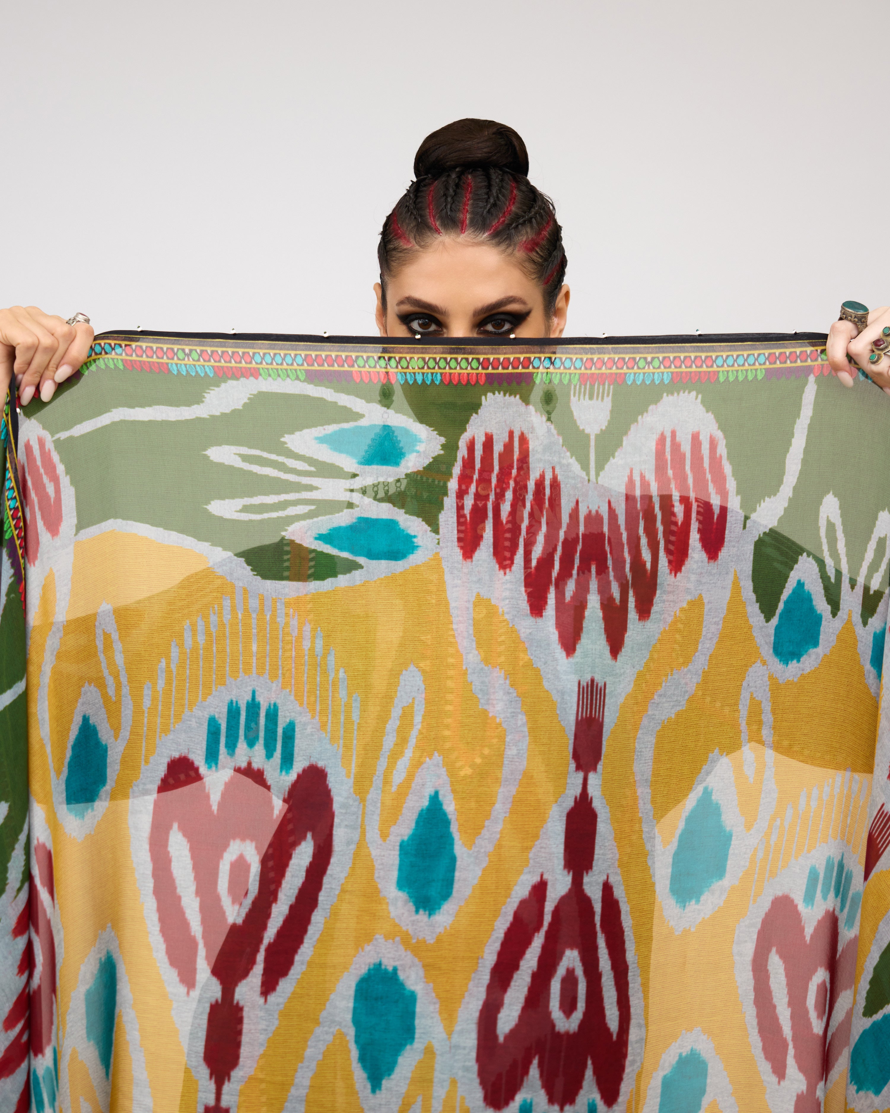 Tangier : Ghazala - Charcoal/Multi