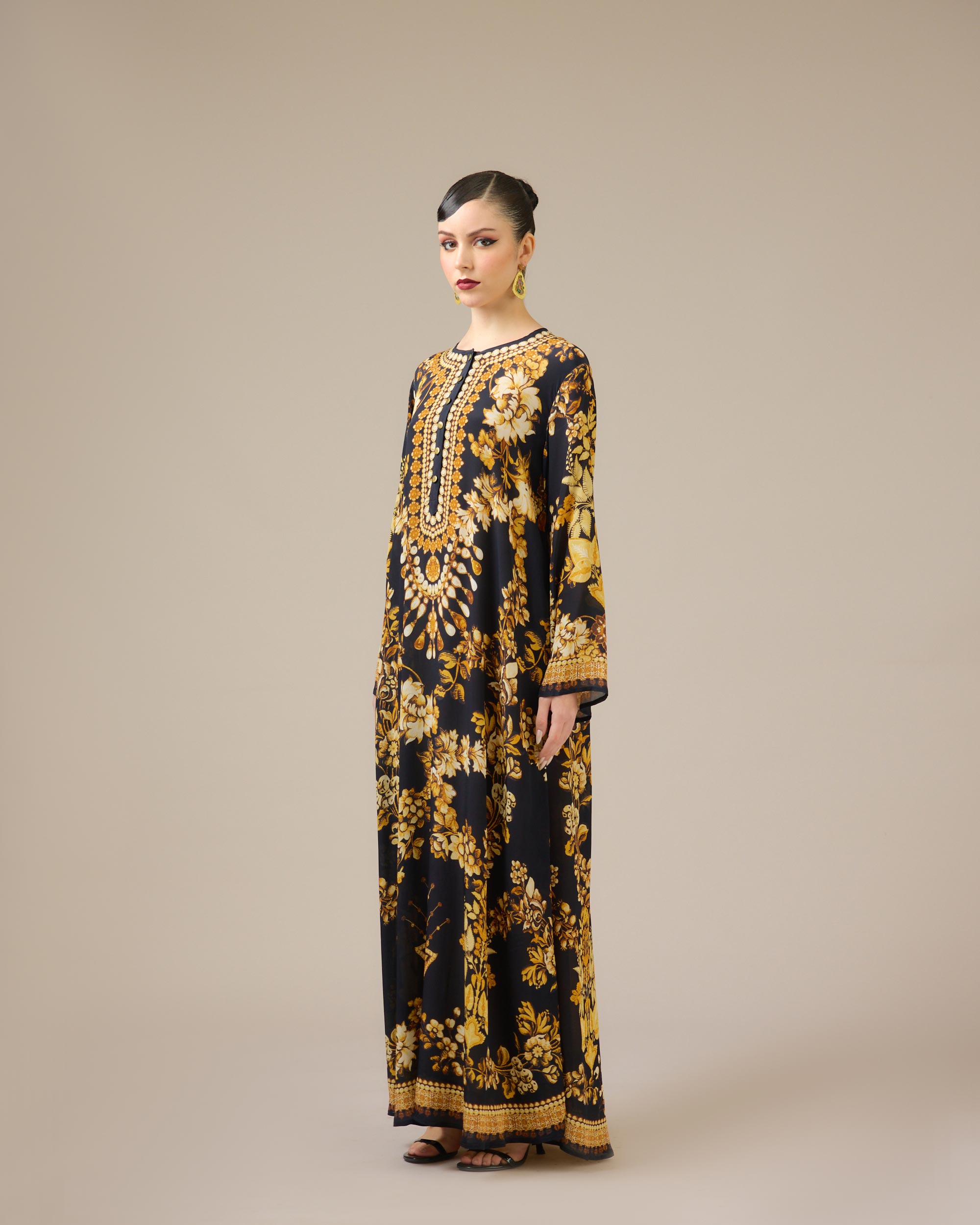 Nizam : Chanel - Black/Gold