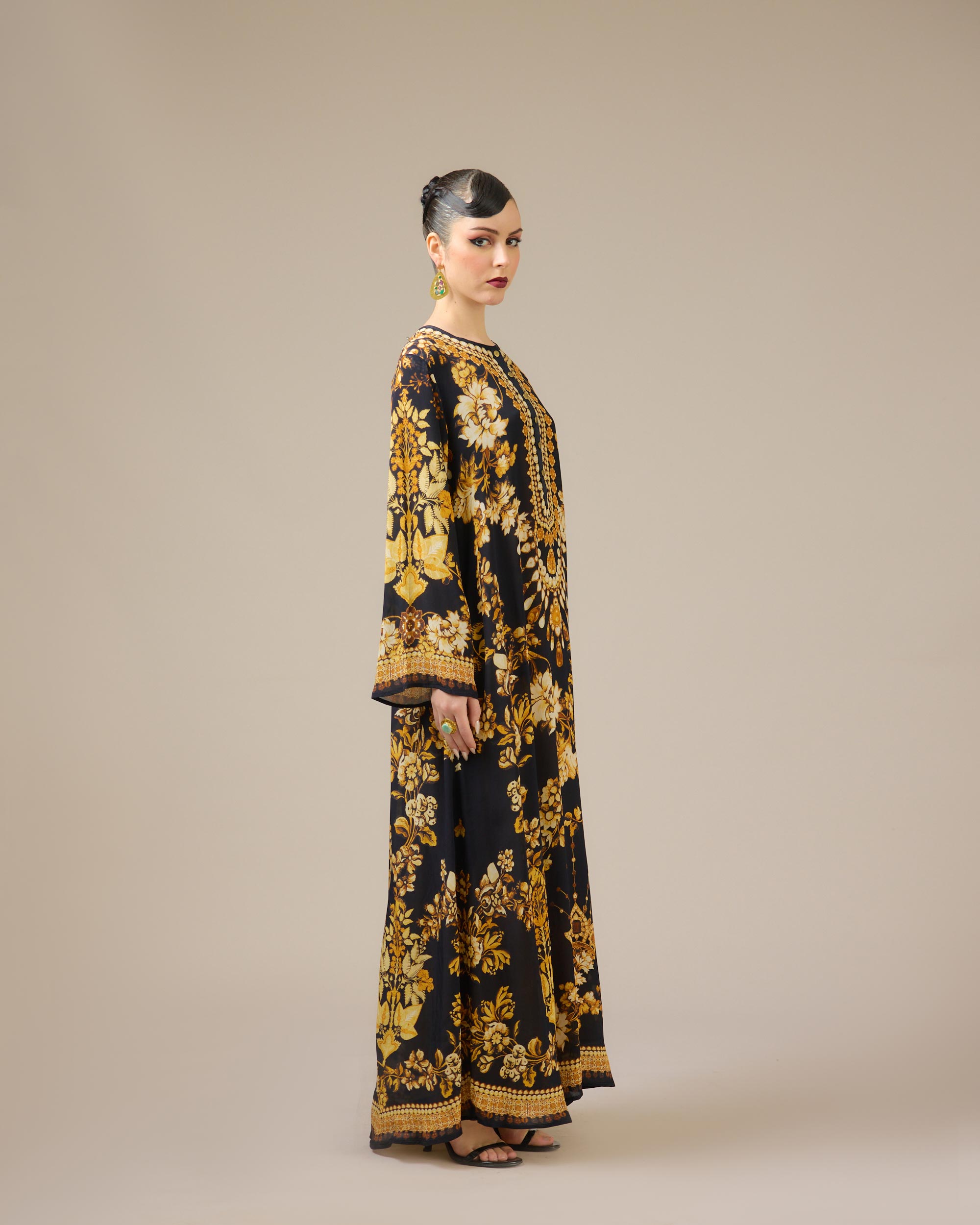Nizam : Chanel - Black/Gold