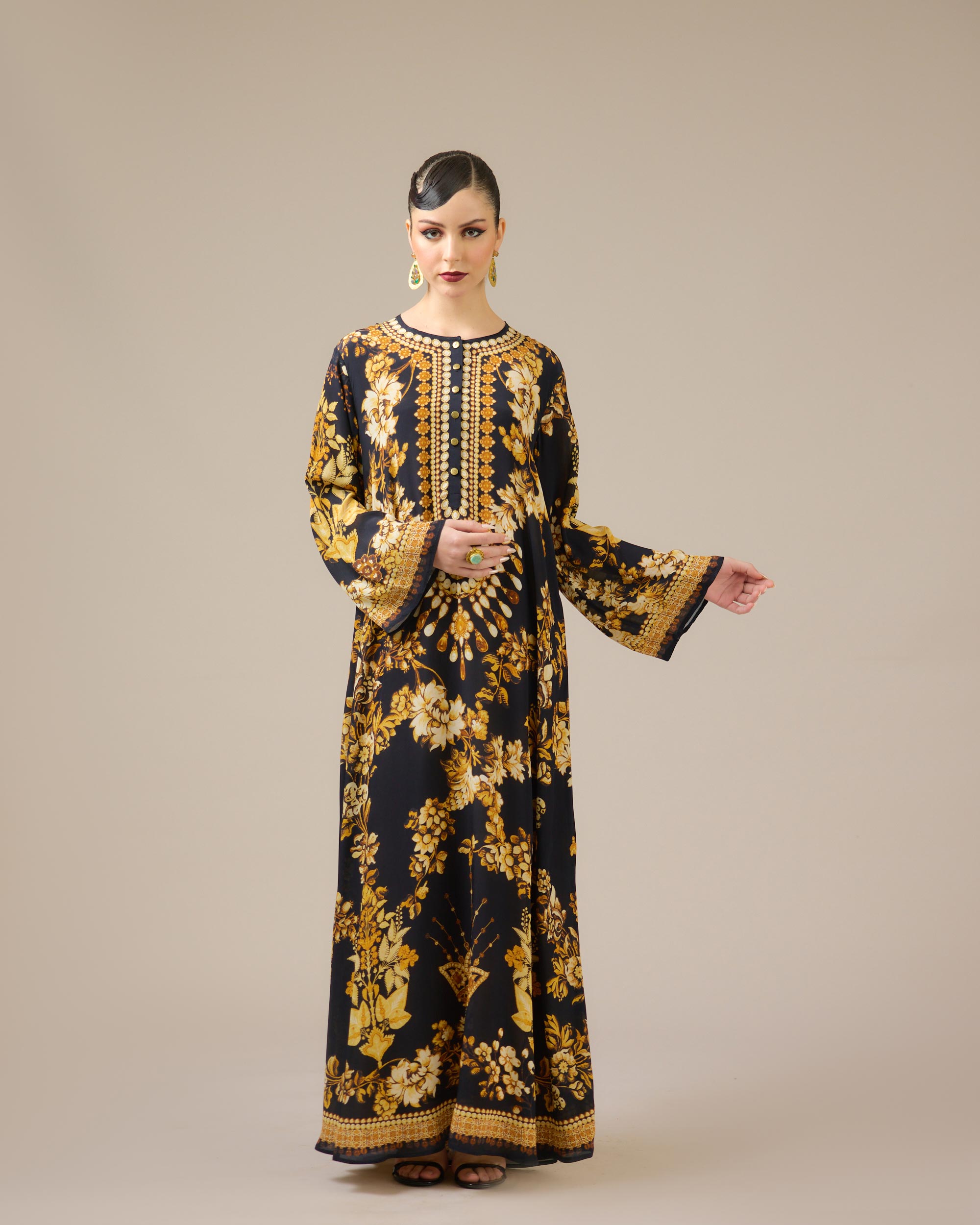 Nizam : Chanel - Black/Gold