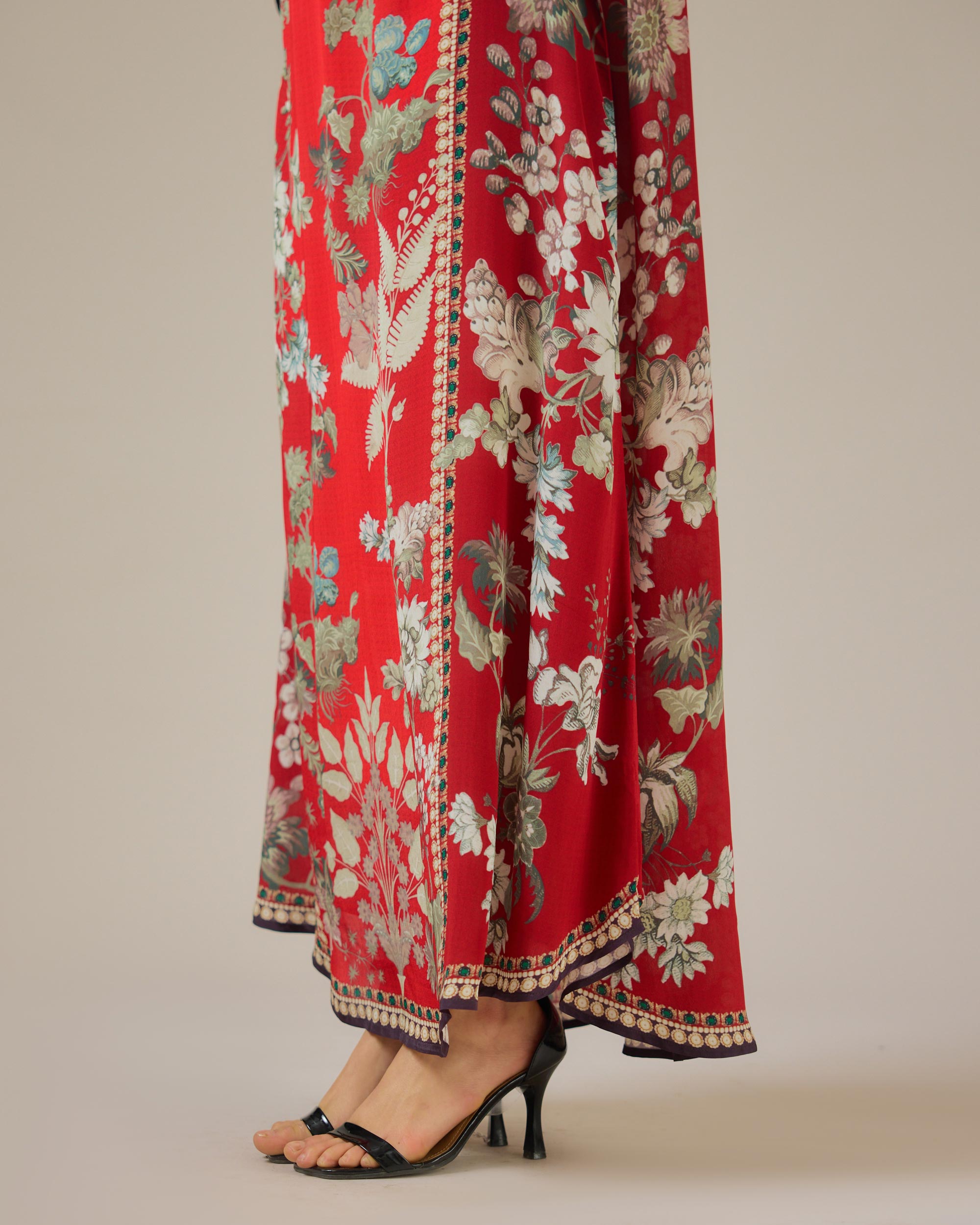Nizam : Ghazala - Red